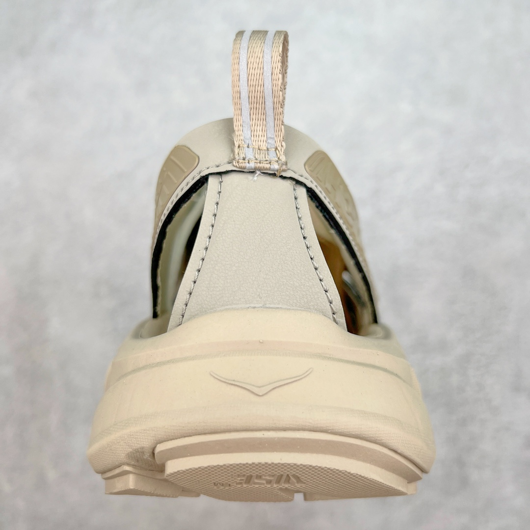 图片[8]-＃HK纯原 HOKA One One Hopara Sandals 霍帕拉系列水路两用溯溪涉水休闲户外露营凉鞋 作为先锋品牌的 HOKA ONE ONE总是以独特的方式 HOPA RA是一款溯溪鞋 又名排水鞋 可长期用于涉水和溯溪 保护脚底和脚趾的安全和舒适 鞋面材料速干 透气 耐磨 鞋底防滑 耐磨 抓地能力强 出于安全考虑 设计要求较高 涉水溯溪过程中 水 泥沙 可以直接从鞋内大孔排出 细纹鞋底使在岩石上抓地能力强 避免打滑 而上路后 鞋面具有快干透气等优点 尺码：36 36.5 37.5 38 39 40 40.5 41 42 42.5 43 44 45-选品中心