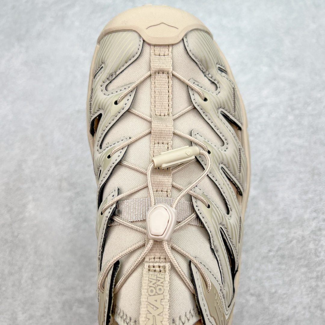 图片[4]-＃HK纯原 HOKA One One Hopara Sandals 霍帕拉系列水路两用溯溪涉水休闲户外露营凉鞋 作为先锋品牌的 HOKA ONE ONE总是以独特的方式 HOPA RA是一款溯溪鞋 又名排水鞋 可长期用于涉水和溯溪 保护脚底和脚趾的安全和舒适 鞋面材料速干 透气 耐磨 鞋底防滑 耐磨 抓地能力强 出于安全考虑 设计要求较高 涉水溯溪过程中 水 泥沙 可以直接从鞋内大孔排出 细纹鞋底使在岩石上抓地能力强 避免打滑 而上路后 鞋面具有快干透气等优点 尺码：36 36.5 37.5 38 39 40 40.5 41 42 42.5 43 44 45-选品中心