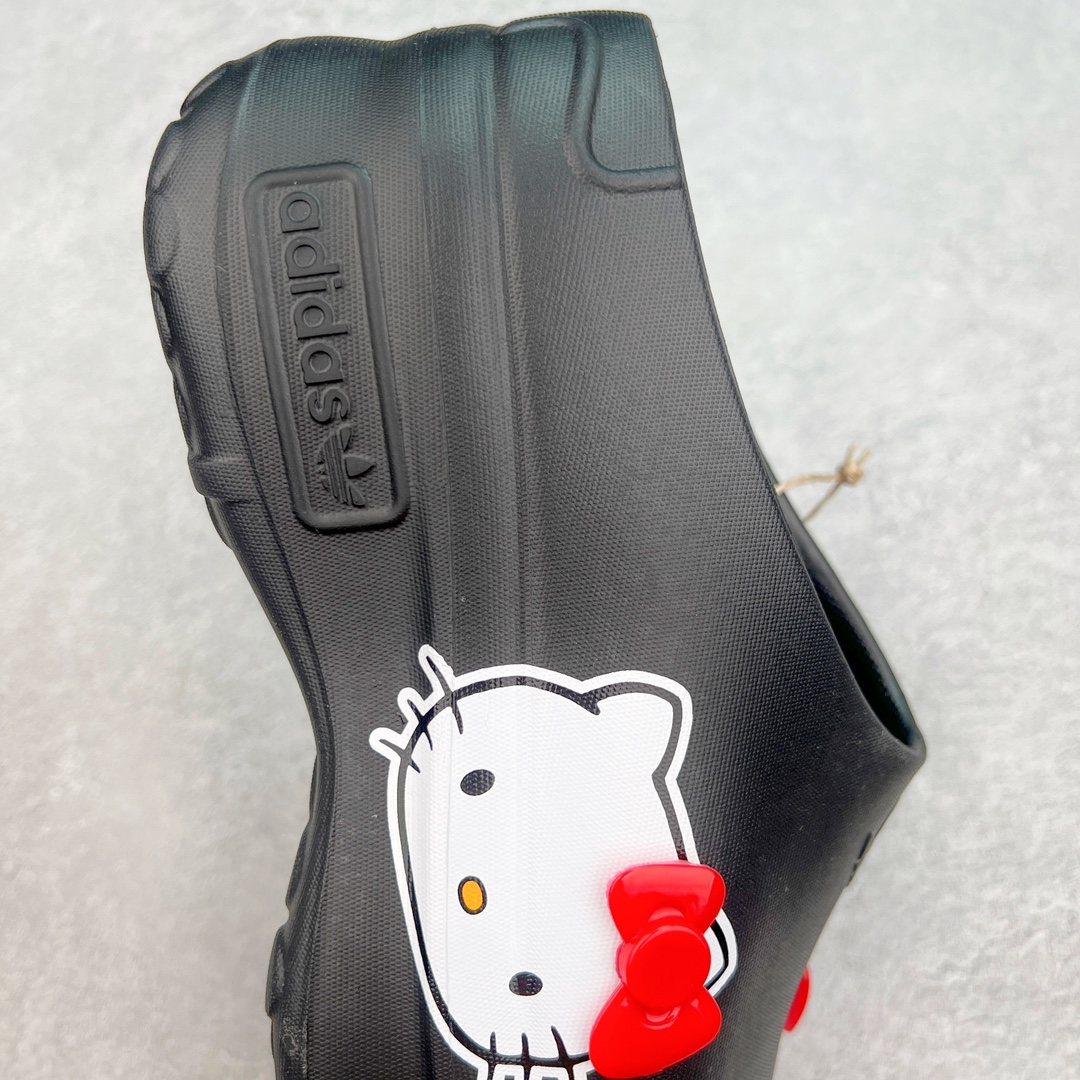 图片[6]-＃H11 AD Originals AdiFOM Stan Smith Mule 防滑耐磨轻便运动凉鞋穆勒厨师鞋 Hallo kitty 黑色 IH0280 重金购入原鞋及原档案磨具生产指令开发 鞋头部位凹凸有致 横向大面积波浪纹理 后跟Logo 凹凸明显 轮廓分明 描漆定位精准 公整无偏差不溢出 LOGO内侧钢印清晰工整 原厂磨具全鞋无多余毛边 同源公司EVA粒子环保塑料 原厂指令配方 无任何异味 弹性卡色均保持原鞋一致 匠心打造 鞋口弧度大小 鞋面色泽质感同步原鞋 LOGO内侧钢印清晰工整 中底部分带原厂钢印编号 原厂Ortholite欧斯莱鞋垫 区别掉渣海玻璃鞋垫 吸汗防臭的效果无法相提并论 原厂定制原标 同比ZP 符合人体设计 轻松脚感 一穿即走 这款拖鞋旨在致敬经典的Stan Smith 简约鞋面和后跟细节灵感源于原版 并通过厚实的比例和超光滑的触感 带来现代风格的革新 采用含有甘蔗制成的泡沫材料 心系环保 摆脱绑带或鞋带束缚 易于穿脱 保持舒适 采用天然可再生材料 旨在帮助减少塑料污染 偏小一码 尺码：36 37 38 39 40 41 42 43 44-选品中心
