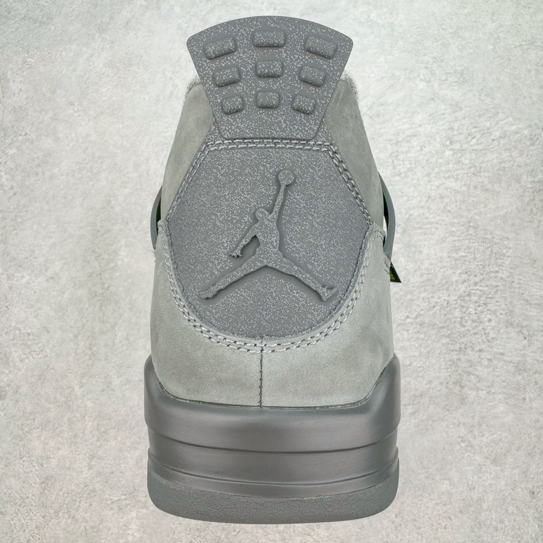 图片[8]-＃GX Air Jordan AJ4 SE “Paris Olympics” 巴黎奥运会 FQ7928-001 圈内最强四代 独家外贸特供尺码含 45.5 49.5 50.5 耗时半年巨作 全套原纸板楦头开发 原厂特供皮料加持 确保原汁原味 完美呈现四代版型 一比一鞋头弧度高度鞋身弧度 数据细节工艺流程均保持原鞋一致 原厂TPU网格鞋带扣 正确内里网布 菱角分明不变形无多余毛边 柔软性质感一致于原鞋 市场唯一原厂鞋扣模具 背面可见隐藏注塑口 原厂织唛标 原厂飞人电绣工艺 尾指中部跳三针 独家绑鞋带手法 印刷中底布 四线拉帮 米色美纹纸贴合固定 进口港宝加持 后跟自然饱满 全鞋荧光划线卡点 追求极致完美 每一双都是工艺品 多重QC质检 超越公司货的品控标准 实实在在的免检产品 尺码：40 40.5 41 42 42.5 43 44 44.5 45 45.5 46 47.5 48.5 49.5 50.5-选品中心