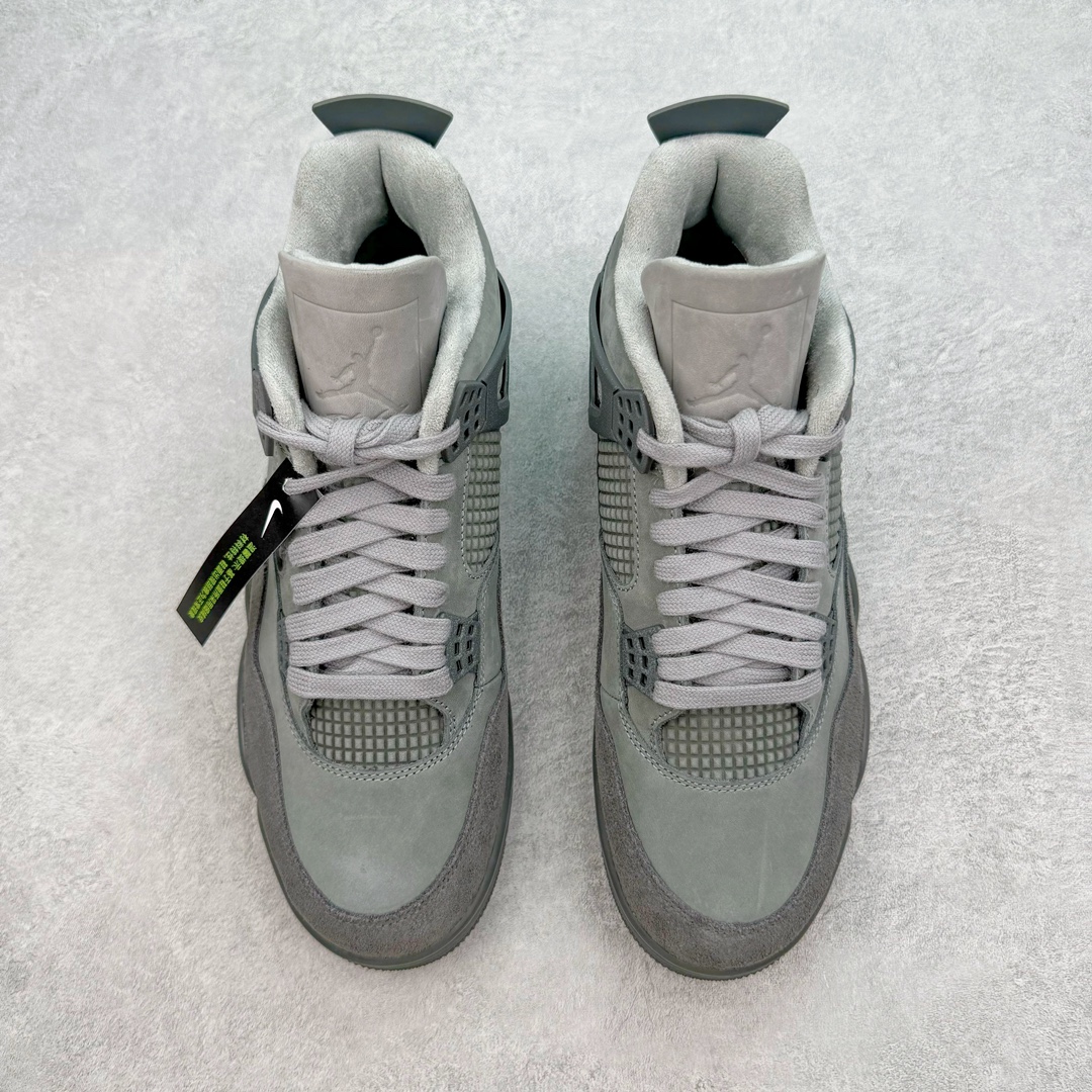 图片[2]-＃GX Air Jordan AJ4 SE “Paris Olympics” 巴黎奥运会 FQ7928-001 圈内最强四代 独家外贸特供尺码含 45.5 49.5 50.5 耗时半年巨作 全套原纸板楦头开发 原厂特供皮料加持 确保原汁原味 完美呈现四代版型 一比一鞋头弧度高度鞋身弧度 数据细节工艺流程均保持原鞋一致 原厂TPU网格鞋带扣 正确内里网布 菱角分明不变形无多余毛边 柔软性质感一致于原鞋 市场唯一原厂鞋扣模具 背面可见隐藏注塑口 原厂织唛标 原厂飞人电绣工艺 尾指中部跳三针 独家绑鞋带手法 印刷中底布 四线拉帮 米色美纹纸贴合固定 进口港宝加持 后跟自然饱满 全鞋荧光划线卡点 追求极致完美 每一双都是工艺品 多重QC质检 超越公司货的品控标准 实实在在的免检产品 尺码：40 40.5 41 42 42.5 43 44 44.5 45 45.5 46 47.5 48.5 49.5 50.5-选品中心