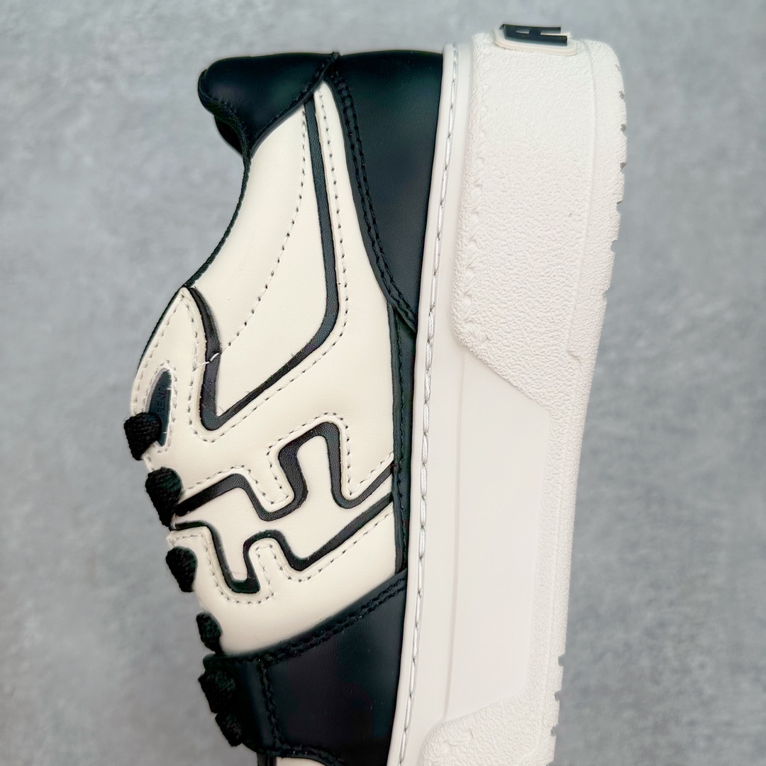 图片[6]-FENDI 芬迪 Match sneaters 低帮运动鞋 Fendi芬迪情侣款休闲鞋 独家定制 #全身20几个细节点全部做到一致还原 吊打市面所有版本 独家原装套装配件官方同源 渠道原装订单 全套专柜包装物及配件#鞋底嵌入核心防伪芯片感应装置 FENDI芬迪match最新爆款情侣款运动鞋板鞋原版购入 高工艺无缝细空胶技术，贴楦误差0.05mm,鞋底采用固特异内外锁死工艺，最大限度弯折永不开胶，原鞋一致效果环保无味 鞋面采用麂皮和皮革拼接组合 logo内里采用毛巾绒里 上脚超级柔软 轻便 舒适搭配卫衣 尺码：35 36 37 38 39 40 41 42 43 44 45 46-选品中心