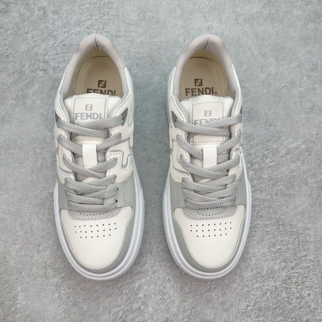 图片[2]-FENDI 芬迪 Match sneaters 低帮运动鞋 Fendi芬迪情侣款休闲鞋 独家定制 #全身20几个细节点全部做到一致还原 吊打市面所有版本 独家原装套装配件官方同源 渠道原装订单 全套专柜包装物及配件#鞋底嵌入核心防伪芯片感应装置 FENDI芬迪match最新爆款情侣款运动鞋板鞋原版购入 高工艺无缝细空胶技术，贴楦误差0.05mm,鞋底采用固特异内外锁死工艺，最大限度弯折永不开胶，原鞋一致效果环保无味 鞋面采用麂皮和皮革拼接组合 logo内里采用毛巾绒里 上脚超级柔软 轻便 舒适搭配卫衣 尺码：35 36 37 38 39 40 41 42 43 44 45 46-选品中心