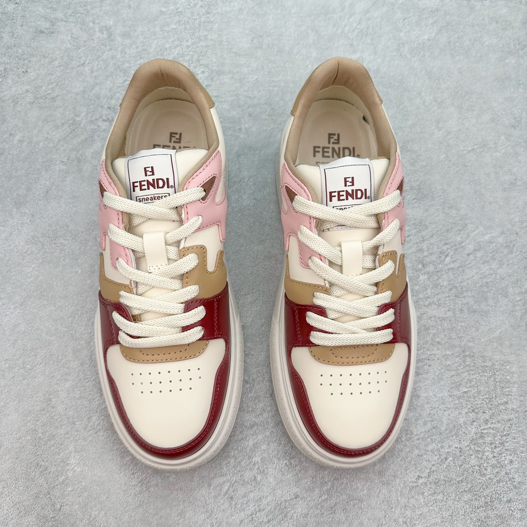 图片[2]-FENDI 芬迪 Match sneaters 低帮运动鞋 Fendi芬迪情侣款休闲鞋 独家定制 #全身20几个细节点全部做到一致还原 吊打市面所有版本 独家原装套装配件官方同源 渠道原装订单 全套专柜包装物及配件#鞋底嵌入核心防伪芯片感应装置 FENDI芬迪match最新爆款情侣款运动鞋板鞋原版购入 高工艺无缝细空胶技术，贴楦误差0.05mm,鞋底采用固特异内外锁死工艺，最大限度弯折永不开胶，原鞋一致效果环保无味 鞋面采用麂皮和皮革拼接组合 logo内里采用毛巾绒里 上脚超级柔软 轻便 舒适搭配卫衣 尺码：35 36 37 38 39 40 41 42 43 44 45 46-选品中心