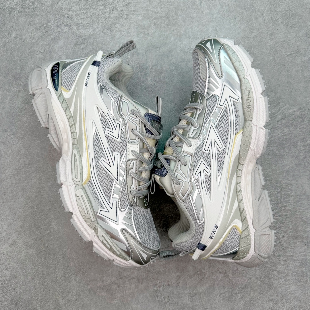 图片[3]-＃KX Off-White 2024年OW最新款跑鞋 #百分百原盒正确版 原楦原纸板数据开发 4层分离大底#鞋面采用3d立体打印和多种材料拼接而成#防滑耐磨透气性轻便跑鞋 作为曾经爆火 并且定位奢潮领域的标志性品牌 Off-White 仍需要不断更新符合当下潮流时尚的复古运动鞋款，以期收获基本盘消费者的关注 此次更新的 Off-White 新款运动鞋将经典复古老爹鞋细节设计更加夸张化 并将标志性箭头设计置于显著位置 除此之外 整个系列的色彩搭配也可谓纷繁多样 总有一款适合你 Off-White最新运动鞋款估计将在未来几个月登陆品牌专柜 喜欢的朋友切莫错过 尺码：36 37 38 39 40 41 42 43 44 45 46 47-选品中心