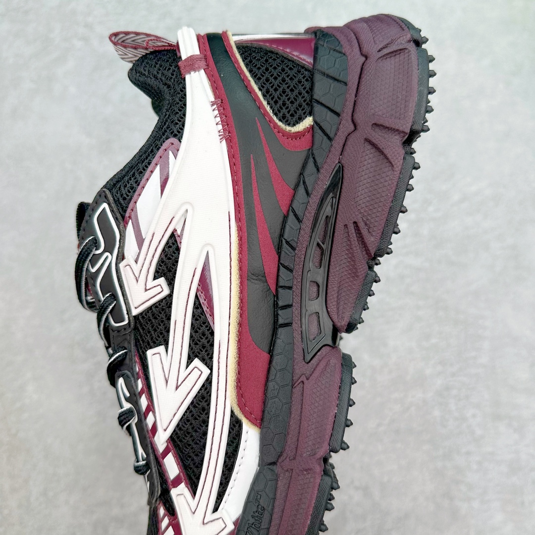 图片[7]-＃KX Off-White 2024年OW最新款跑鞋 #百分百原盒正确版 原楦原纸板数据开发 4层分离大底#鞋面采用3d立体打印和多种材料拼接而成#防滑耐磨透气性轻便跑鞋 作为曾经爆火 并且定位奢潮领域的标志性品牌 Off-White 仍需要不断更新符合当下潮流时尚的复古运动鞋款，以期收获基本盘消费者的关注 此次更新的 Off-White 新款运动鞋将经典复古老爹鞋细节设计更加夸张化 并将标志性箭头设计置于显著位置 除此之外 整个系列的色彩搭配也可谓纷繁多样 总有一款适合你 Off-White最新运动鞋款估计将在未来几个月登陆品牌专柜 喜欢的朋友切莫错过 尺码：36 37 38 39 40 41 42 43 44 45 46 47-选品中心