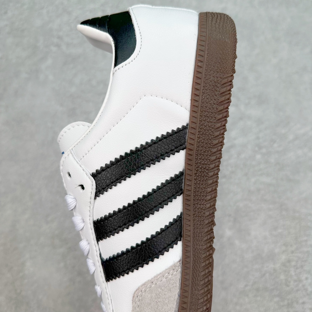 图片[7]-＃福利特价 AD Original Samba OG 复古经典轻便板鞋 ID0493 这款桑巴鞋展示了高质量的工艺 带有装饰的超锁缝制和无缝的手感 柔软、柔软的皮革造型和标志性的3条纹完成了精致的外观 正规合身鞋带 鞋面上有绒面鞋垫 橡胶鞋底 享受正畸套筒软感 自50年代首次亮相以来就一直在赢得粉丝的青睐 尺码：36 36.5 37 38 38.5 39 40 40.5 41 42 42.5 43 44 44.5 45-选品中心