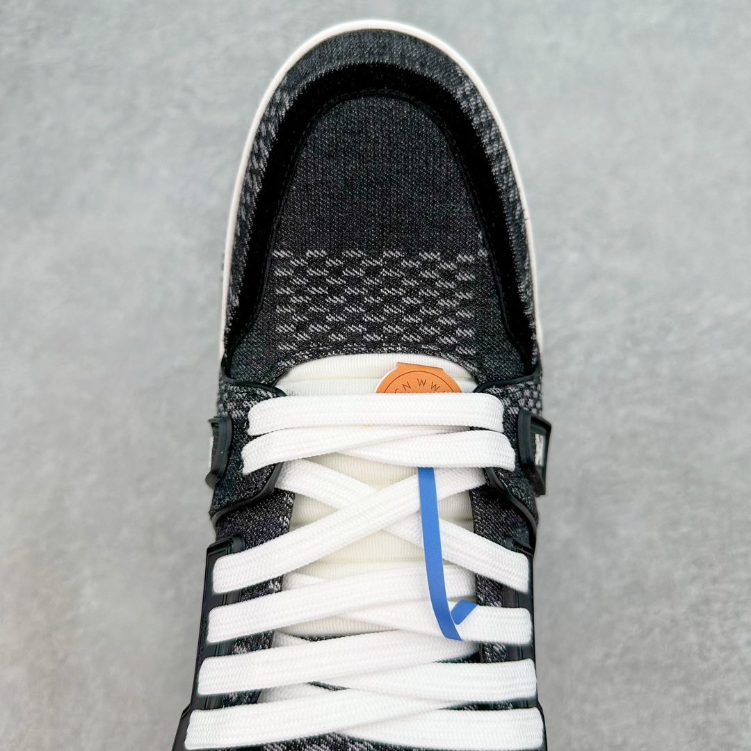 图片[4]-＃ZS纯原 Louis Vuitton Trainer lv时装走秀运动鞋 做旧系列 市场所有版本中综合最强的货品 GD实力大厂出品 全网最全配色更新最快 最成熟的做工稳定的品控 完美鞋型超高的清洁度 零毛边线头瑕疵 全套原楦原纸版原鞋开模 全网最具灵魂的版型 正确原装黄色鞋盒 正确中底印花 鞋面印花3D高频深度立体 全鞋电脑针车 紧密相连 针距密度一致 环保乳胶注塑鞋垫 厚度脚感还原原版 皮面裁剪部位 统一油边封口工艺 原装橡胶大底含胶量大底组合零偏差 专柜全套包装 防尘袋 说明书 质保卡 男女鞋 尺码：35 36 37 38 39 40 41 42 43 44 45-选品中心