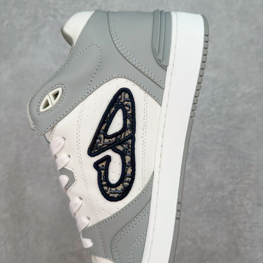 图片[7]-Dior 2024S B57 迪奥新款休闲鞋中帮 情侣款 原版爆拆一比一完美复刻 工艺做工细节到位 原版定制材料 超赞 最新元素组合 时尚休闲个性 百搭 面料 原版面料牛皮 网布 电绣加3D打印 内里 进口透气网 垫脚 原版成型垫 大底 原版一比一开模TPU 尺码：38 39 40 41 42 43 44 45-选品中心