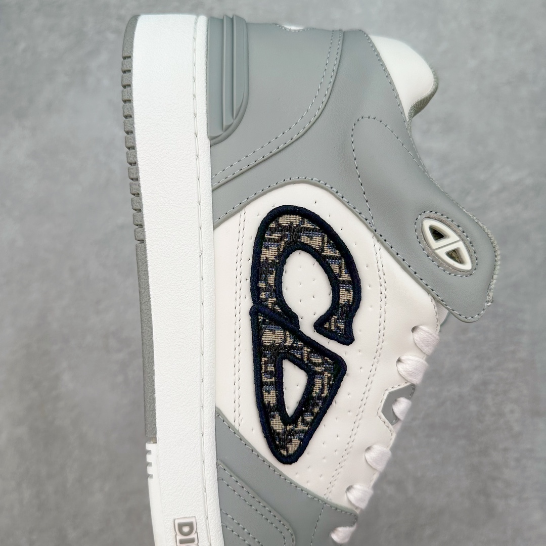 图片[6]-Dior 2024S B57 迪奥新款休闲鞋中帮 情侣款 原版爆拆一比一完美复刻 工艺做工细节到位 原版定制材料 超赞 最新元素组合 时尚休闲个性 百搭 面料 原版面料牛皮 网布 电绣加3D打印 内里 进口透气网 垫脚 原版成型垫 大底 原版一比一开模TPU 尺码：38 39 40 41 42 43 44 45-选品中心