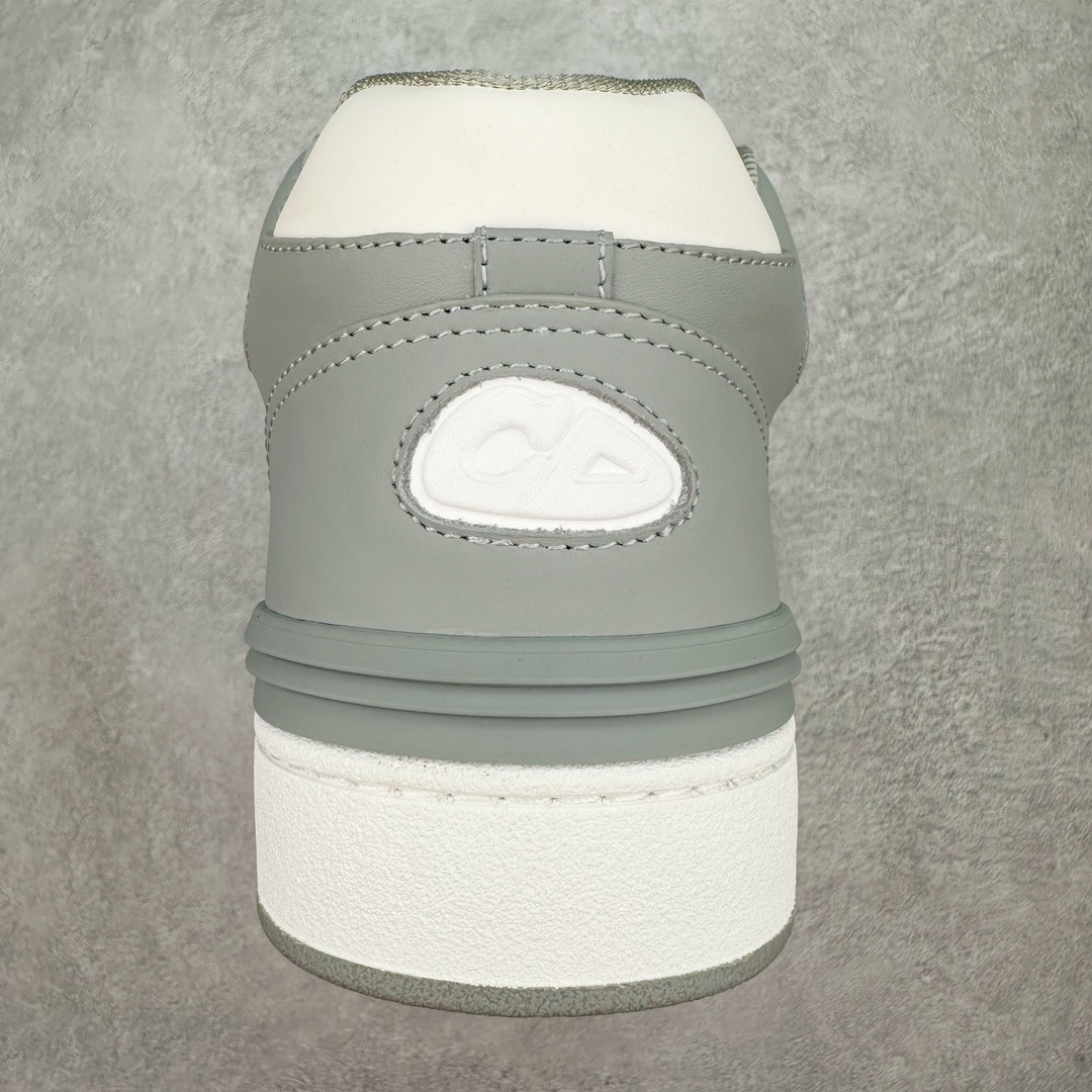 图片[8]-Dior 2024S B57 迪奥新款休闲鞋中帮 情侣款 原版爆拆一比一完美复刻 工艺做工细节到位 原版定制材料 超赞 最新元素组合 时尚休闲个性 百搭 面料 原版面料牛皮 网布 电绣加3D打印 内里 进口透气网 垫脚 原版成型垫 大底 原版一比一开模TPU 尺码：38 39 40 41 42 43 44 45-选品中心