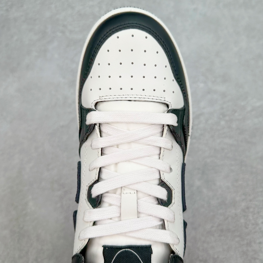 图片[4]-Dior 2024S B57 迪奥新款休闲鞋中帮 情侣款 原版爆拆一比一完美复刻 工艺做工细节到位 原版定制材料 超赞 最新元素组合 时尚休闲个性 百搭 面料 原版面料牛皮 网布 电绣加3D打印 内里 进口透气网 垫脚 原版成型垫 大底 原版一比一开模TPU 尺码：38 39 40 41 42 43 44 45-选品中心