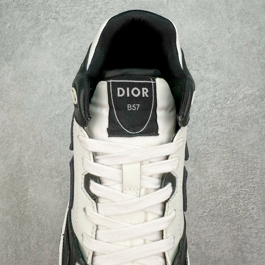 图片[5]-Dior 2024S B57 迪奥新款休闲鞋中帮 情侣款 原版爆拆一比一完美复刻 工艺做工细节到位 原版定制材料 超赞 最新元素组合 时尚休闲个性 百搭 面料 原版面料牛皮 网布 电绣加3D打印 内里 进口透气网 垫脚 原版成型垫 大底 原版一比一开模TPU 尺码：38 39 40 41 42 43 44 45-选品中心