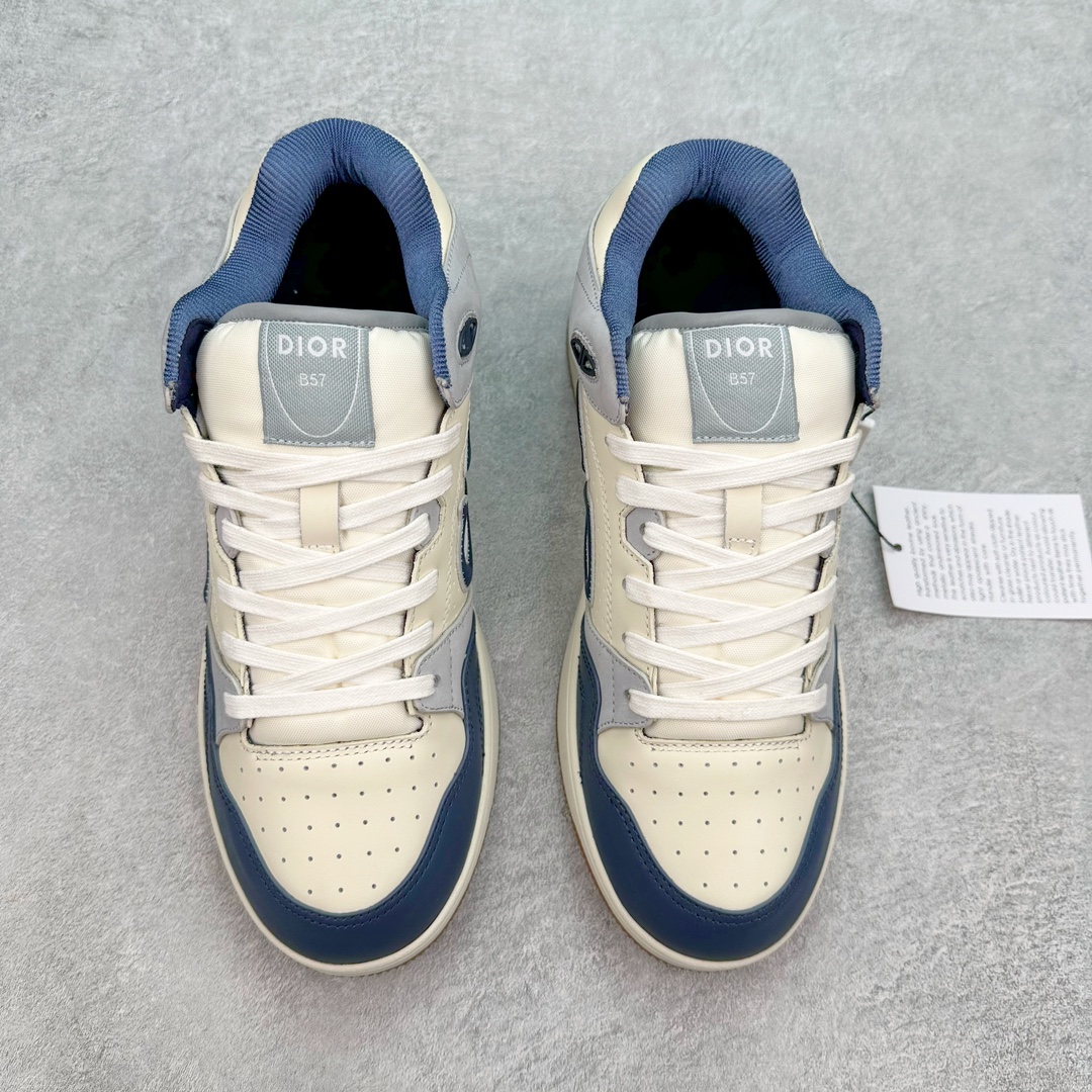 图片[2]-Dior 2024S B57 迪奥新款休闲鞋中帮 情侣款 原版爆拆一比一完美复刻 工艺做工细节到位 原版定制材料 超赞 最新元素组合 时尚休闲个性 百搭 面料 原版面料牛皮 网布 电绣加3D打印 内里 进口透气网 垫脚 原版成型垫 大底 原版一比一开模TPU 尺码：38 39 40 41 42 43 44 45-选品中心