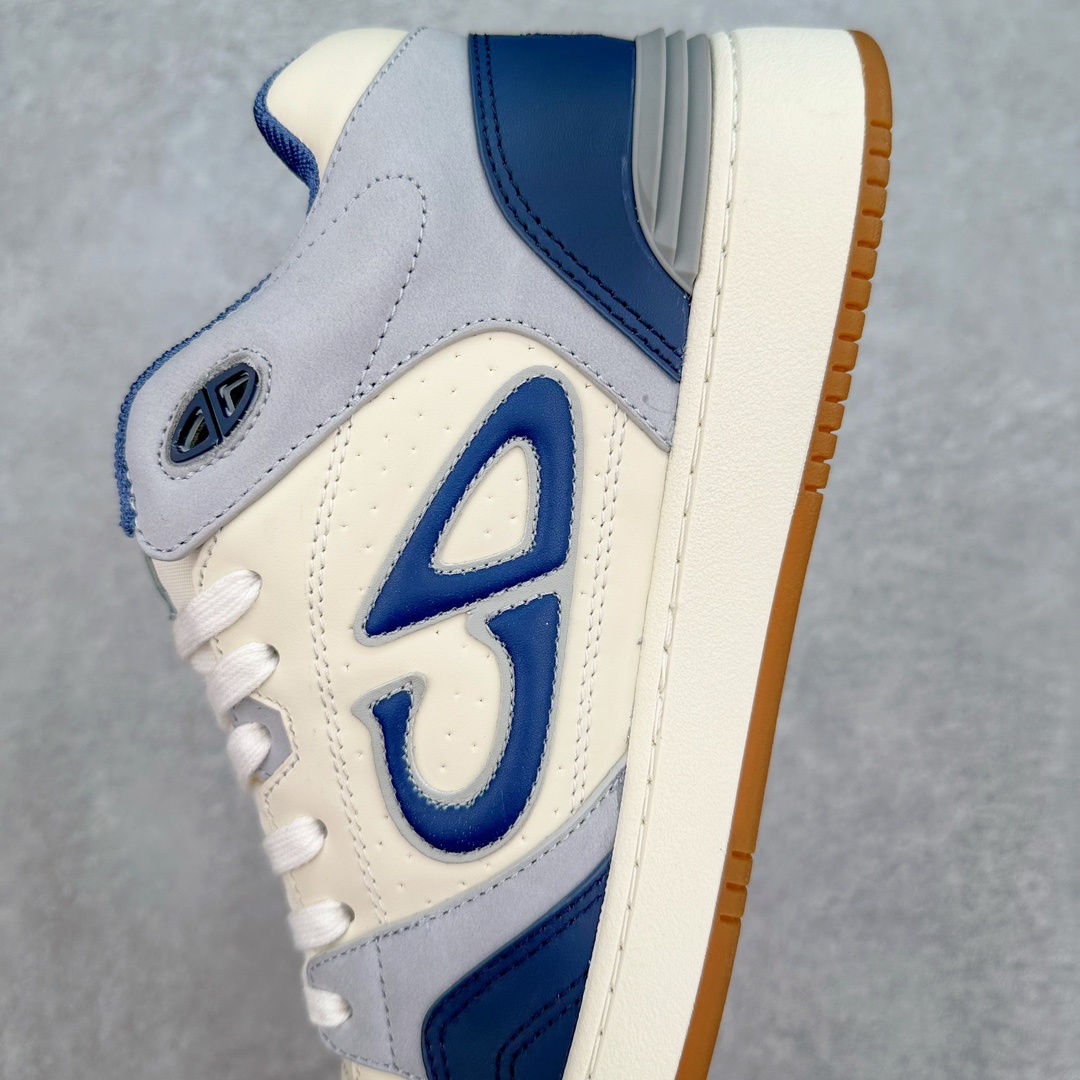 图片[7]-Dior 2024S B57 迪奥新款休闲鞋中帮 情侣款 原版爆拆一比一完美复刻 工艺做工细节到位 原版定制材料 超赞 最新元素组合 时尚休闲个性 百搭 面料 原版面料牛皮 网布 电绣加3D打印 内里 进口透气网 垫脚 原版成型垫 大底 原版一比一开模TPU 尺码：38 39 40 41 42 43 44 45-选品中心