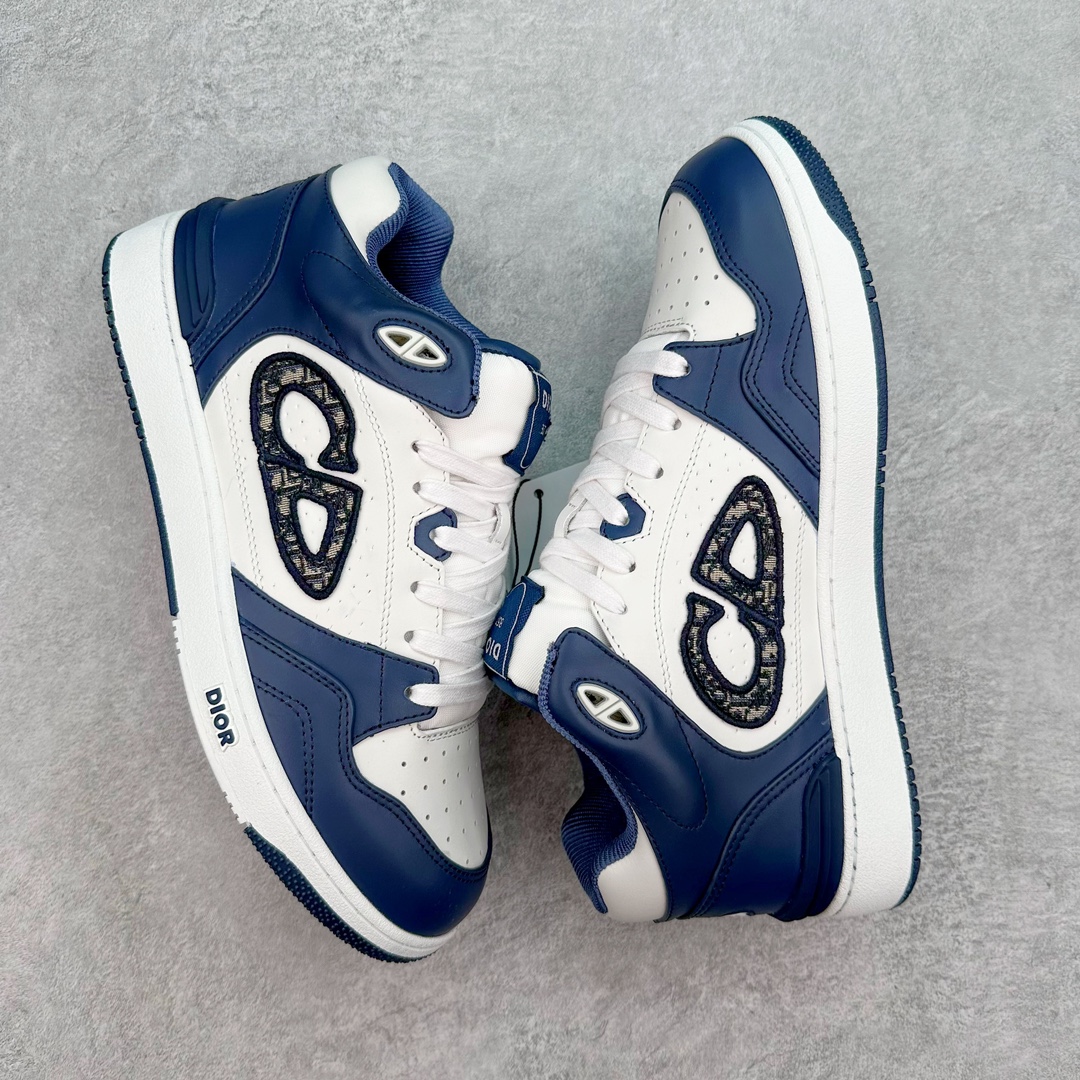 图片[3]-Dior 2024S B57 迪奥新款休闲鞋中帮 情侣款 原版爆拆一比一完美复刻 工艺做工细节到位 原版定制材料 超赞 最新元素组合 时尚休闲个性 百搭 面料 原版面料牛皮 网布 电绣加3D打印 内里 进口透气网 垫脚 原版成型垫 大底 原版一比一开模TPU 尺码：38 39 40 41 42 43 44 45-选品中心