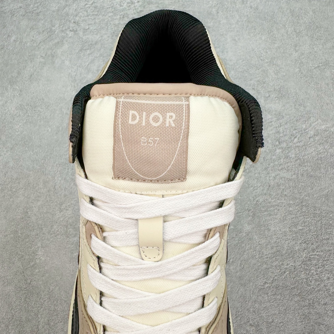 图片[5]-Dior 2024S B57 迪奥新款休闲鞋中帮 情侣款 原版爆拆一比一完美复刻 工艺做工细节到位 原版定制材料 超赞 最新元素组合 时尚休闲个性 百搭 面料 原版面料牛皮 网布 电绣加3D打印 内里 进口透气网 垫脚 原版成型垫 大底 原版一比一开模TPU 尺码：38 39 40 41 42 43 44 45-选品中心