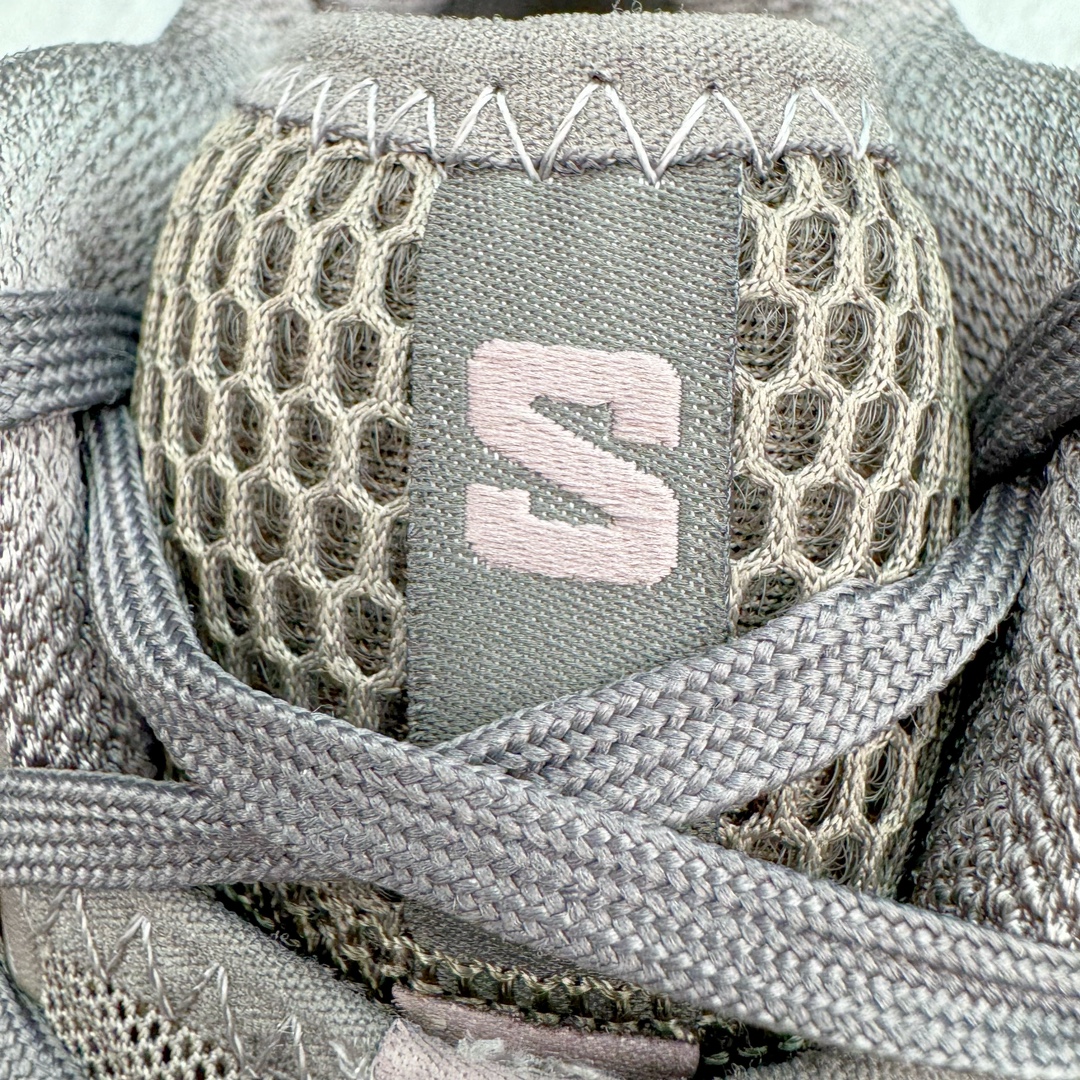 图片[15]-＃绿X Salomon XT-6 萨洛蒙复古潮流户外机能登山跑鞋 纯原外贸平台特供订单 耗时半年巨作 全套原纸板楦头开发 原厂特供网布配套加持 确保原汁原味 完美呈现版型 原档数据独家私模五层组合大底 男女鞋同步官方开发至46.5 原装Ortholite轻量化鞋垫 中底布带钢印编号 原厂TPU锁扣 进口港宝加持 后跟自然饱满 还原公司包裹性 鞋面以“锯齿”状的包裹系统呈现 在基色底之下加入了各种色点缀 将公司的最新技术和时尚前卫的造型融入耐用的长跑款式中 鞋面由 TPU 薄膜制成 并焊接在高耐磨网眼上 使其既时尚又坚固 由 ACS底盘支撑 可增强稳定性和支撑力 以及由橡胶凸耳 Contragrip外底覆盖的 EVA 缓冲中底 旨在应对崎岖的地形 鞋舌上的彩色Salomon 标签、Quicklace 系统以及鞋头、鞋舌和鞋跟上的附加品牌使细节更加完美 让穿着者可以轻松驾驭户外与通勤下的任何运动生活场景 无缝鞋身户外随意纵横 颜值与脚感兼备 出街通勤 绝对非常吸睛 你值得拥有 尺码：36 36.5 37.5 38 38.5 39 40 40.5 41 42 42.5 43 44 44.5 45 46 46.5 注意：偏小1码-选品中心