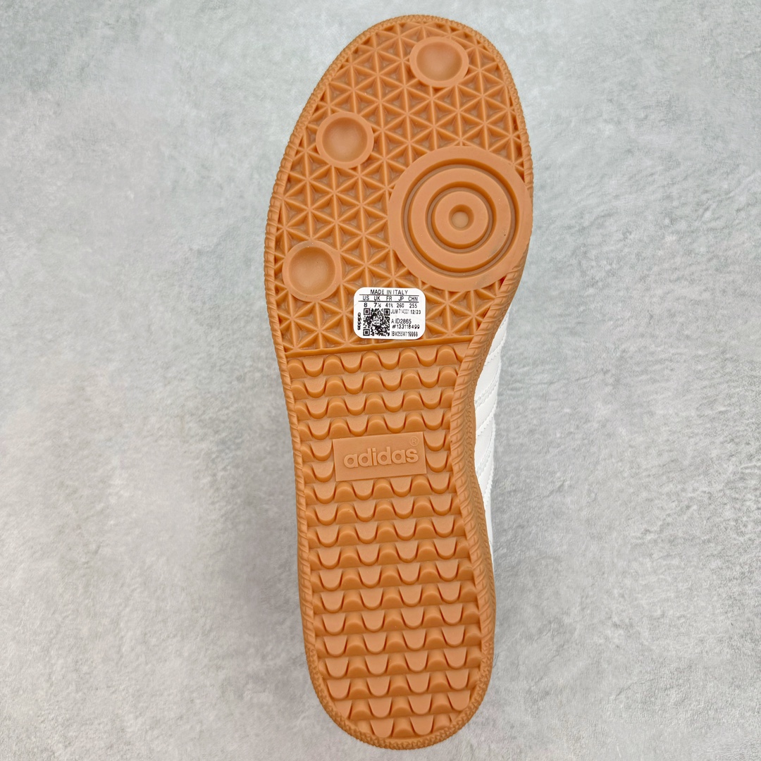 图片[9]-＃VT福利特价 AD Original Samba OG 复古经典轻便板鞋 白灰 ID2865 口碑大厂出品 品控大底版型不断改良更新 全套原纸板楦头开发 确保原汁原味 完美呈现DUNK版型 一比一鞋头弧度高度鞋身弧度 此版本只针对中端市场 皮料材质有所更替 其他数据细节工艺流程均保持一致 绝不口嗨 细节品控鞋型随意对比 正确烫金高频细节 原装纳米超迁皮料 独家私模橡胶大底 原盒原配 这款桑巴鞋展示了高质量的工艺 带有装饰的超锁缝制和无缝的手感 柔软、柔软的皮革造型和标志性的3条纹完成了精致的外观 正规合身鞋带 鞋面上有绒面鞋垫 橡胶鞋底 享受正畸套筒软感 自50年代首次亮相以来就一直在赢得粉丝的青睐 尺码：35.5 36 36.5 37.5 38 38.5 39 40 40.5 41 42 42.5 43 44 44.5 45 46-选品中心