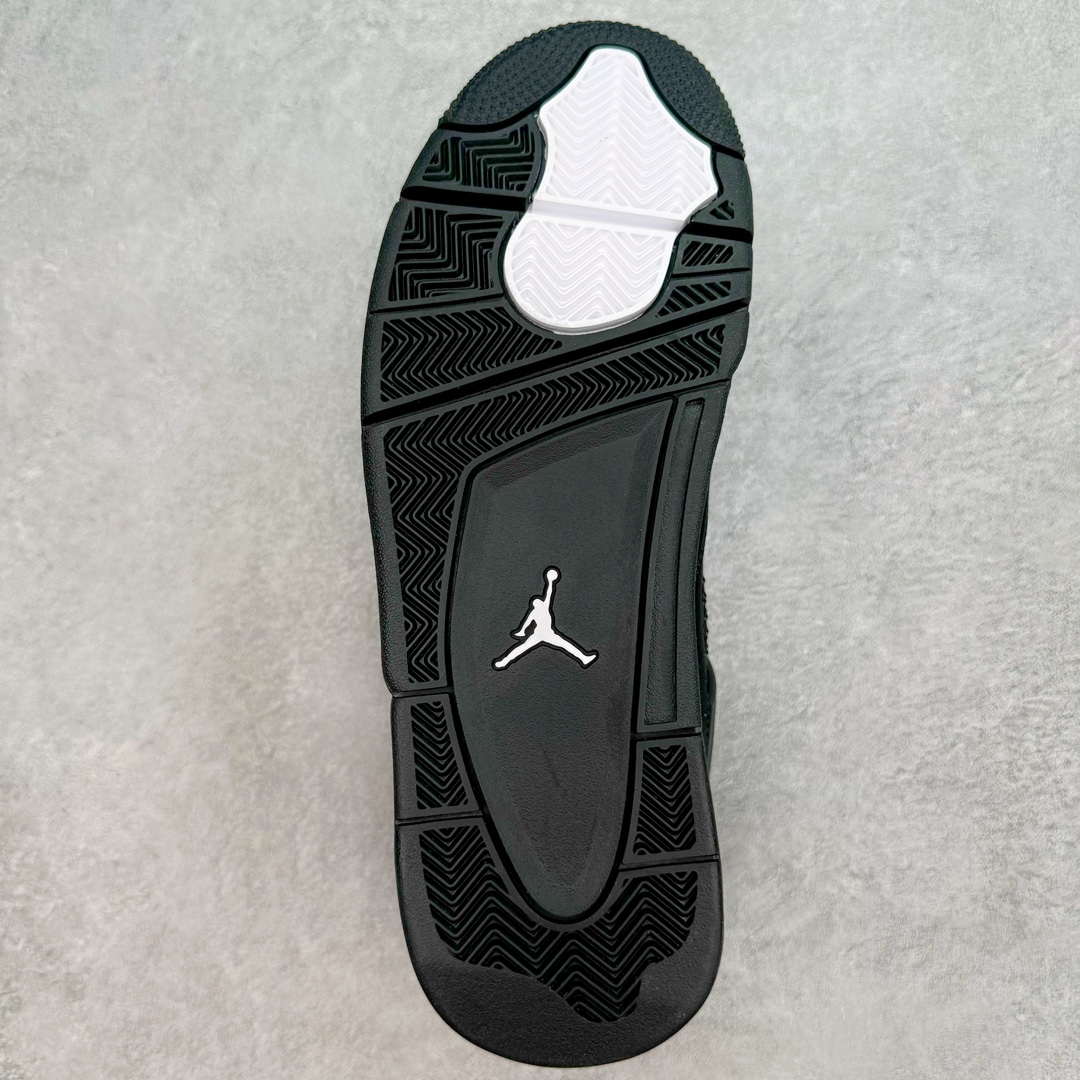 图片[9]-💰440 ＃GX Air Jordan AJ4 Retro 白黑雷公 FQ8138-001 圈内最强四代 独家外贸特供尺码含 45.5 49.5 50.5 耗时半年巨作 全套原纸板楦头开发 原厂特供皮料加持 确保原汁原味 完美呈现四代版型 一比一鞋头弧度高度鞋身弧度 数据细节工艺流程均保持原鞋一致 原厂TPU网格鞋带扣 正确内里网布 菱角分明不变形无多余毛边 柔软性质感一致于原鞋 市场唯一原厂鞋扣模具 背面可见隐藏注塑口 原厂织唛标 原厂飞人电绣工艺 尾指中部跳三针 独家绑鞋带手法 印刷中底布 四线拉帮 米色美纹纸贴合固定 进口港宝加持 后跟自然饱满 全鞋荧光划线卡点 追求极致完美 每一双都是工艺品 多重QC质检 超越公司货的品控标准 实实在在的免检产品 尺码：40 40.5 41 42 42.5 43 44 44.5 45 45.5 46 47.5 48.5 49.5 50.5 编码：by5936010-运动鞋