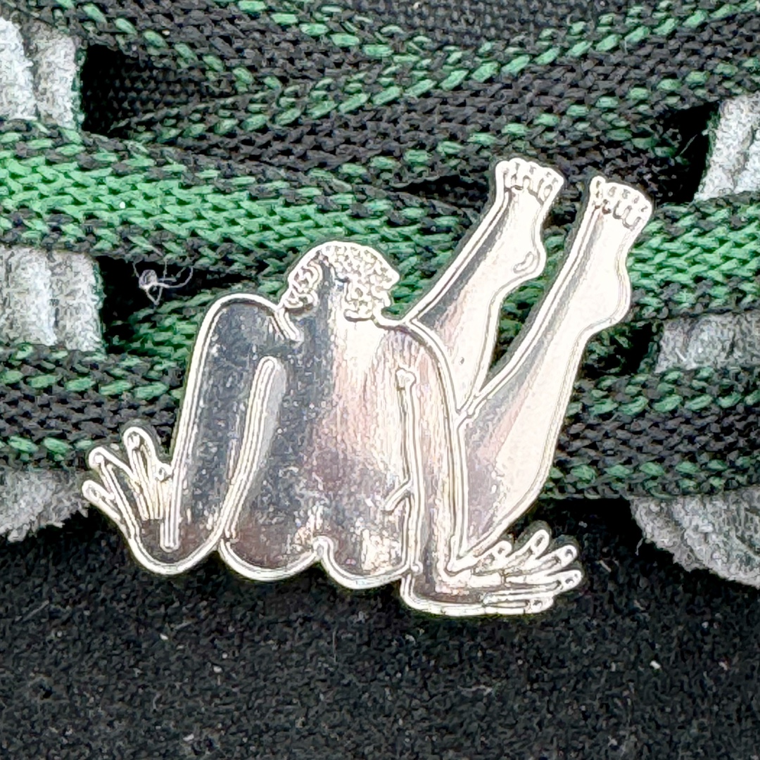 图片[10]-＃S2纯原 There Skateboards x NK SB Dunk Low 联名黑绿水鬼 HF7743-0010独家原厂航空铝磨具打磨大底 鞋头坡度极致还原 原盒原配 圈内天花板工艺 原厂冲刀 超高清洁度 全鞋零毛边皮料切割 全套原楦原模倾力打造完美版型 采用原厂百宏鞋带以及原厂百宏织唛舌标 内标可供原厂几率过验 原厂中底布黄色点胶 原厂中底布拉帮走线遵循公司‼️尺码：36 36.5 37.5 38 38.5 39 40 40.5 41 42 42.5 43 44 44.5 45 46 47.5-选品中心