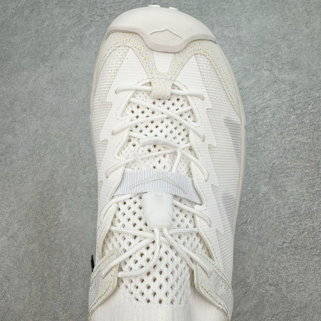 图片[4]-＃HK纯原 Hoka One One Hopara Sandals 霍帕拉系列水路两用溯溪涉水休闲户外露营凉鞋 作为先锋品牌的 HOKA ONE ONE总是以独特的方式 HOPARA是一款溯溪鞋 又名排水鞋 可长期用于涉水和溯溪 保护脚底和脚趾的安全和舒适 鞋面材料速干 透气 耐磨 鞋底防滑 耐磨 抓地能力强 出于安全考虑 设计要求较高-涉水溯溪过程中 水 泥沙 可以直接从鞋内大孔排出 细纹鞋底使在岩石上抓地能力强 避免打滑 而上路后 鞋面具有快干透气等优点 尺码：36 36.5 37.5 38 39 40 40.5 41 42 42.5 43 44 45-选品中心