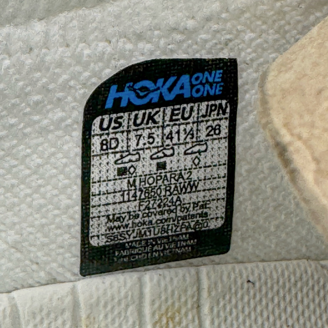 图片[10]-＃HK纯原 Hoka One One Hopara Sandals 霍帕拉系列水路两用溯溪涉水休闲户外露营凉鞋 作为先锋品牌的 HOKA ONE ONE总是以独特的方式 HOPARA是一款溯溪鞋 又名排水鞋 可长期用于涉水和溯溪 保护脚底和脚趾的安全和舒适 鞋面材料速干 透气 耐磨 鞋底防滑 耐磨 抓地能力强 出于安全考虑 设计要求较高-涉水溯溪过程中 水 泥沙 可以直接从鞋内大孔排出 细纹鞋底使在岩石上抓地能力强 避免打滑 而上路后 鞋面具有快干透气等优点 尺码：36 36.5 37.5 38 39 40 40.5 41 42 42.5 43 44 45-选品中心