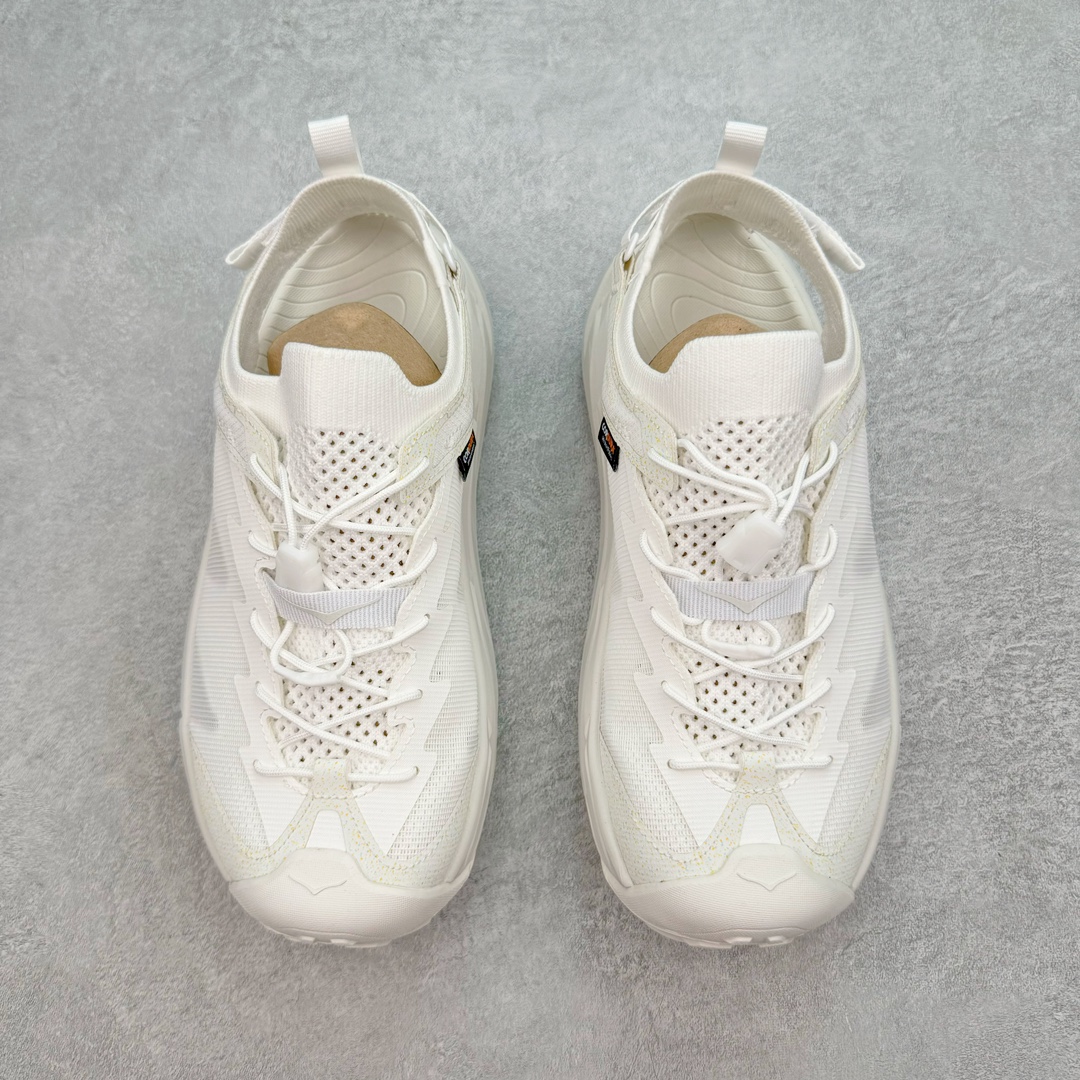 图片[2]-＃HK纯原 Hoka One One Hopara Sandals 霍帕拉系列水路两用溯溪涉水休闲户外露营凉鞋 作为先锋品牌的 HOKA ONE ONE总是以独特的方式 HOPARA是一款溯溪鞋 又名排水鞋 可长期用于涉水和溯溪 保护脚底和脚趾的安全和舒适 鞋面材料速干 透气 耐磨 鞋底防滑 耐磨 抓地能力强 出于安全考虑 设计要求较高-涉水溯溪过程中 水 泥沙 可以直接从鞋内大孔排出 细纹鞋底使在岩石上抓地能力强 避免打滑 而上路后 鞋面具有快干透气等优点 尺码：36 36.5 37.5 38 39 40 40.5 41 42 42.5 43 44 45-选品中心