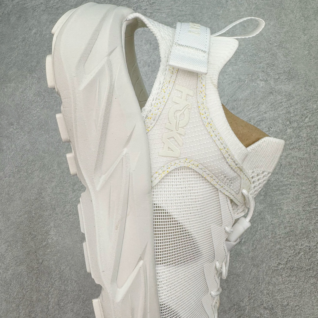 图片[6]-＃HK纯原 Hoka One One Hopara Sandals 霍帕拉系列水路两用溯溪涉水休闲户外露营凉鞋 作为先锋品牌的 HOKA ONE ONE总是以独特的方式 HOPARA是一款溯溪鞋 又名排水鞋 可长期用于涉水和溯溪 保护脚底和脚趾的安全和舒适 鞋面材料速干 透气 耐磨 鞋底防滑 耐磨 抓地能力强 出于安全考虑 设计要求较高-涉水溯溪过程中 水 泥沙 可以直接从鞋内大孔排出 细纹鞋底使在岩石上抓地能力强 避免打滑 而上路后 鞋面具有快干透气等优点 尺码：36 36.5 37.5 38 39 40 40.5 41 42 42.5 43 44 45-选品中心