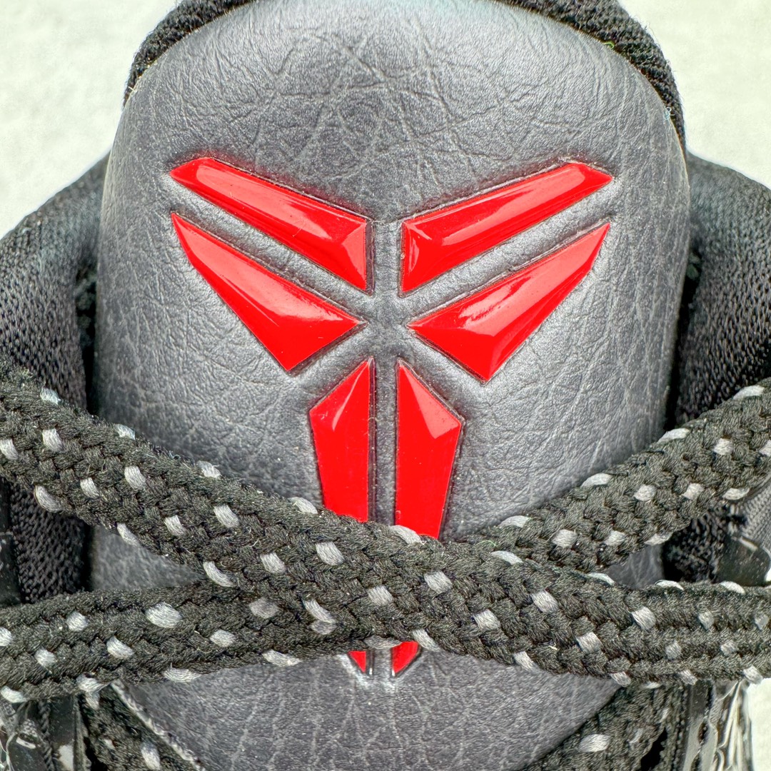 图片[22]-＃GX纯原 NK Zoom Kobe 6 Protro 科比六代黑蓝黑暗骑士 429659-016 完美复刻公司货 前掌超大Zoom Turbo气垫 后掌EVA缓震 真正的原汁原味 还原ZP脚感 全身鞋材卡料色独家定制 唯一正确喷漆工艺Swoosh 正确凹凸蛇鳞工艺 正确鞋面渐变效果 内全置真动飞态线 独立原厂模具 最大尺码达到48.5码 首批不拼图大几率过验 亲测已过 支持各种高强度实战 无需担心 上脚价 补货周期极长 脚宽建议买大半码 科比系列前掌偏窄 不影响二次销售 支持七天无理由退换 尺码：40 40.5 41 42 42.5 43 44 44.5 45 45.5 46 47.5 48.5 49.6 50.5-选品中心