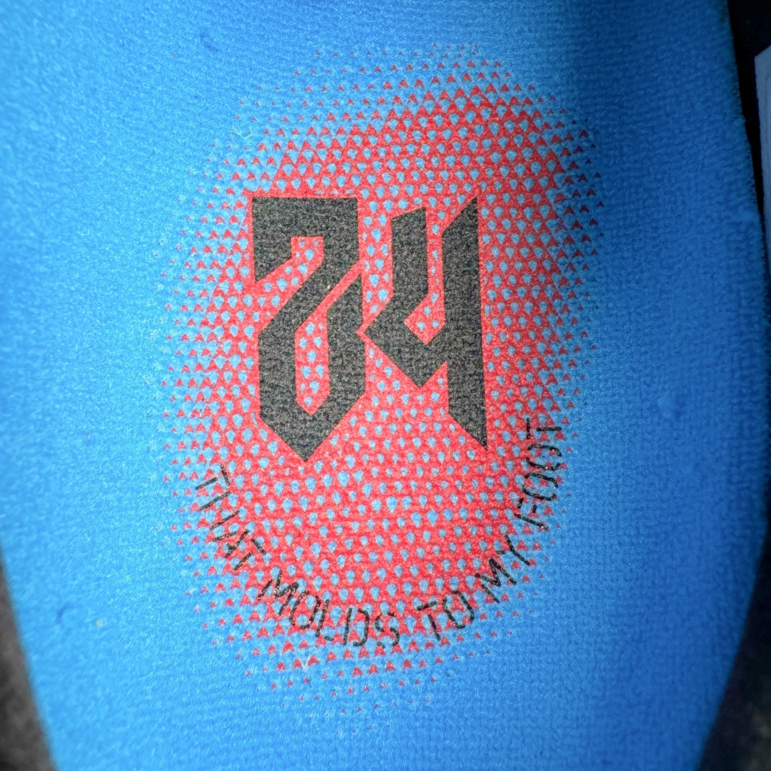 图片[13]-＃GX纯原 NK Zoom Kobe 6 Protro 科比六代黑蓝黑暗骑士 429659-016 完美复刻公司货 前掌超大Zoom Turbo气垫 后掌EVA缓震 真正的原汁原味 还原ZP脚感 全身鞋材卡料色独家定制 唯一正确喷漆工艺Swoosh 正确凹凸蛇鳞工艺 正确鞋面渐变效果 内全置真动飞态线 独立原厂模具 最大尺码达到48.5码 首批不拼图大几率过验 亲测已过 支持各种高强度实战 无需担心 上脚价 补货周期极长 脚宽建议买大半码 科比系列前掌偏窄 不影响二次销售 支持七天无理由退换 尺码：40 40.5 41 42 42.5 43 44 44.5 45 45.5 46 47.5 48.5 49.6 50.5-选品中心