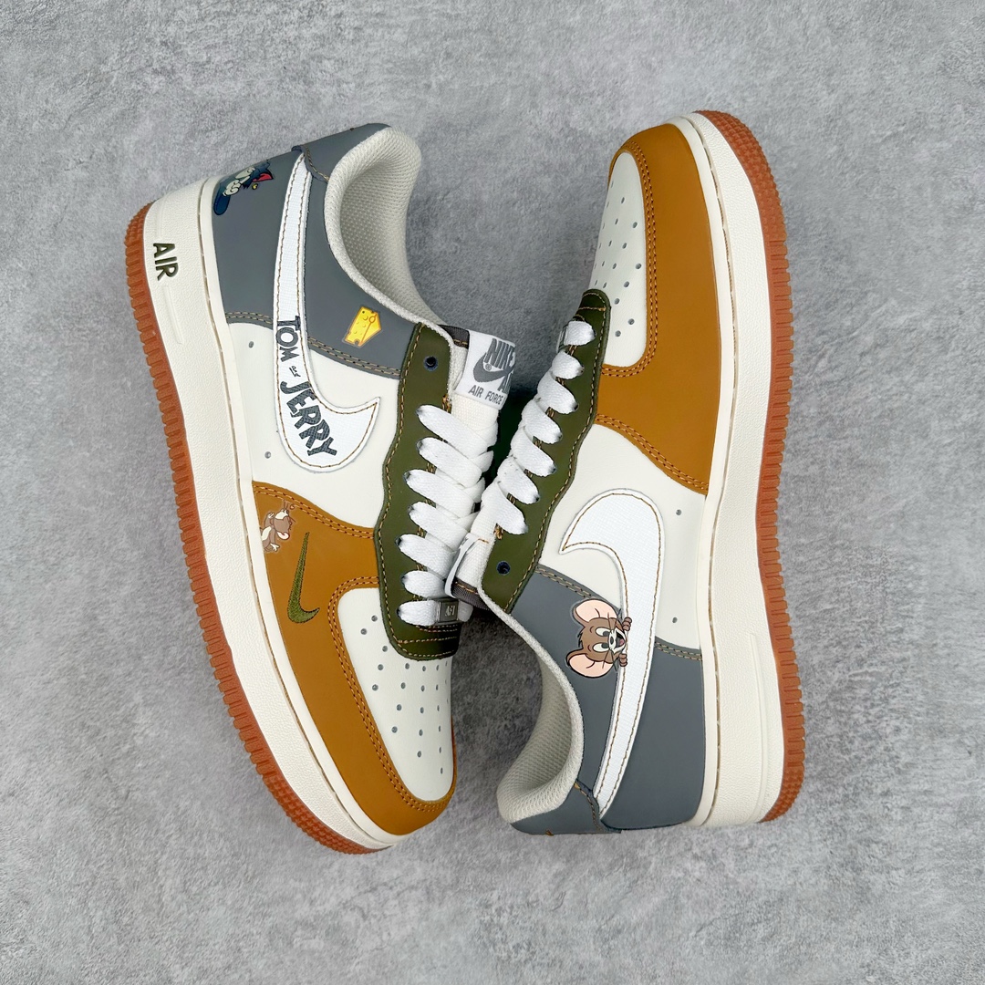 图片[3]-NK Air Force 1´07 Low 空军一号低帮百搭休闲运动板鞋 DB3301-110 柔软、弹性十足的缓震性能和出色的中底设计 横跨复古与现代的外型结合 造就出风靡全球 三十多年的Force 1 直到今天还深受青睐 尺码：36 36.5 37.5 38 38.5 39 40 40.5 41 42 42.5 43 44 44.5 45-选品中心