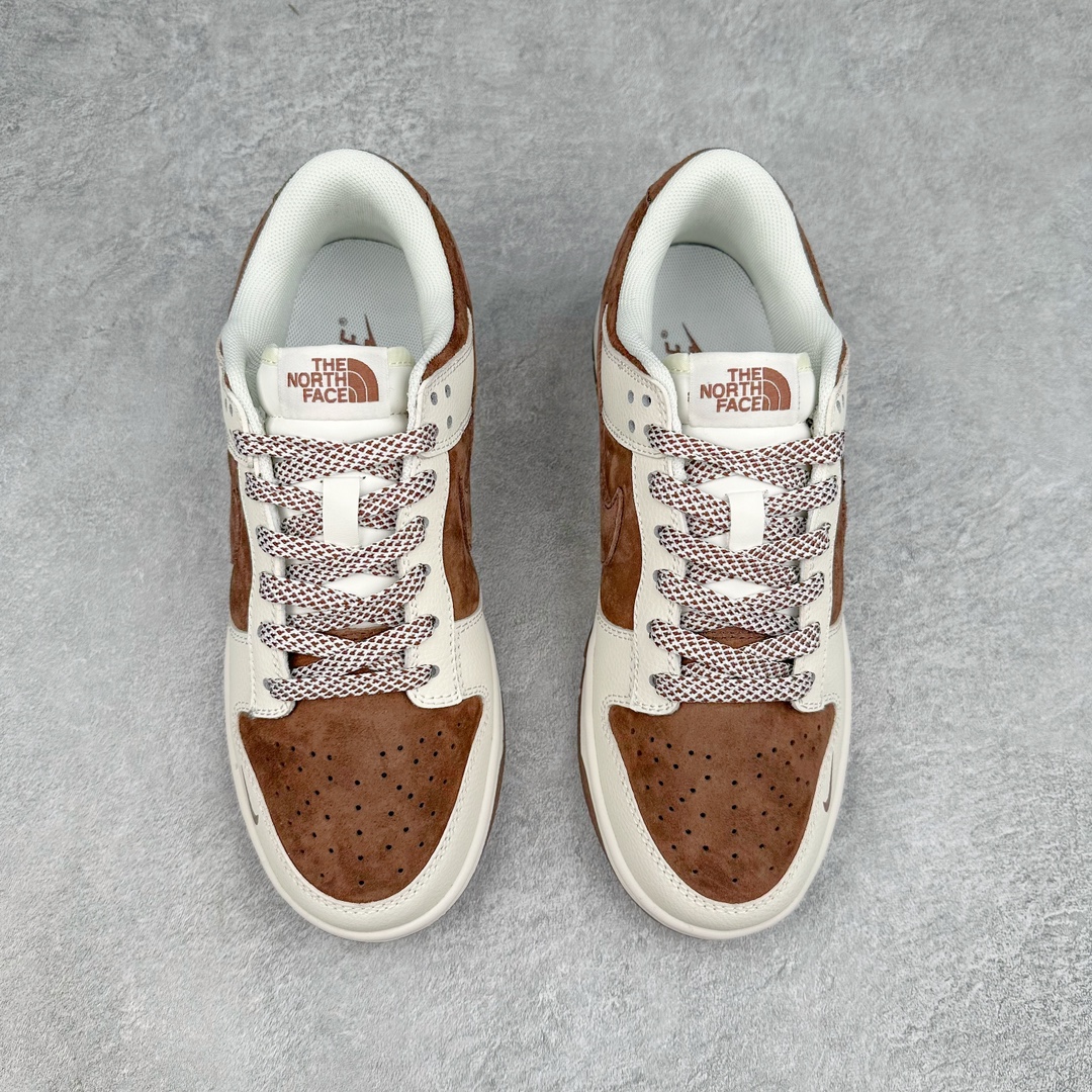 图片[2]-NK Dunk Low 定制配色 XD1688-022 大厂出品 极力推荐 原装头层材料 独家版型蒸餾加工帶來的是更好的视觉和脚感体验大厂纯原品质出货 清洁度 电绣工艺 皮料切割干净无任何毛边 细节完美 尺码：36 36.5 37.5 38 38.5 39 40 40.5 41 42 42.5 43 44 44.5 45 46 47.5-选品中心