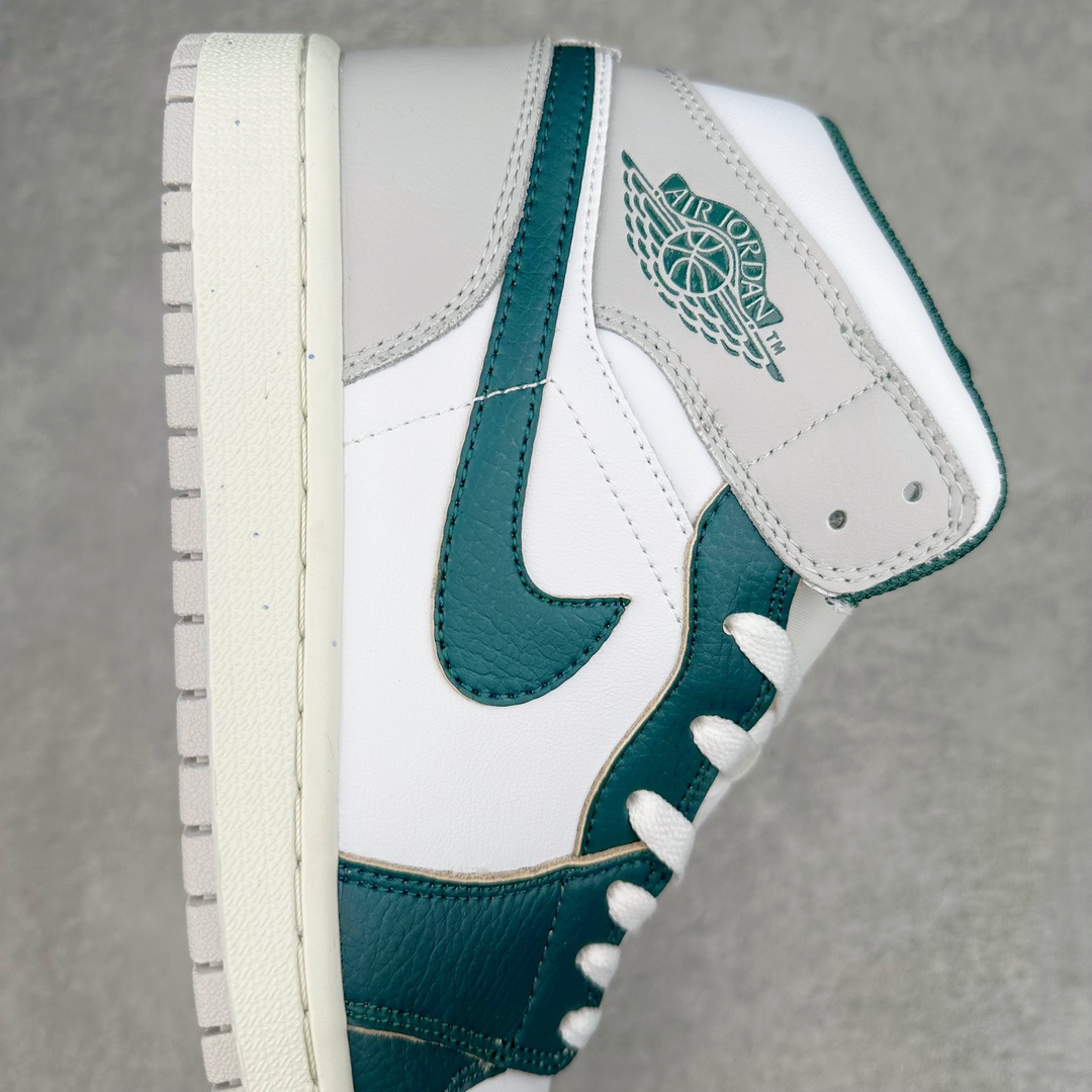 图片[6]-💰170 ＃K版 Air Jordan AJ1 Mid 中帮 白绿FQ7720-103 原厂内置全掌气垫 A模大底 头层小牛皮 鞋舌AJ原厂专用牛津布+AJ专用反口珍珠布+原厂无杂质高弹内里海棉 特殊封边弹力鞋带 全网唯一头层牛皮 原鞋开模 拒绝公底 购置公司同步原材料 原汁原味 忠于原版‼️SIZE：36 36.5 37.5 38 38.5 39 40 40.5 41 42 42.5 43 44 44.5 45 46 47.5 编码：Qby2936040-运动鞋