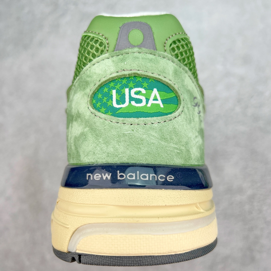 图片[8]-＃K版纯原 New Balance U993GW 新百伦NB993总统复古慢跑鞋 绿色 鞋身以网眼鞋面结合同色系优质麂皮革构成，鞋舌处点缀 New Balance Made In USA 同色系刺绣标识，彰显鞋款身份。鞋侧点缀银色 \\\”993\\\” 字样，丰富鞋身设计的同时，构建时尚外观。鞋款搭载 ABZORB 缓震系统，通过缓冲和抗压性的结合来吸收冲击力，舒适功能升级。同时搭配泛黄做旧中底，打造丰富层次感，缔造出色复古韵味。尺码：36 37 37.5 38 38.5 39 40 40.5 41.5 42 42.5 43 44 44.5 45-选品中心