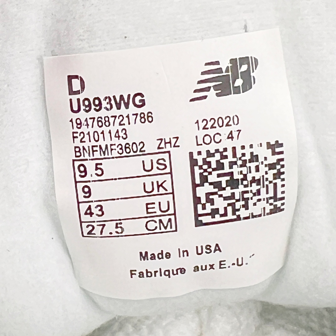 图片[10]-＃K版纯原 New Balance U993GW 新百伦NB993总统复古慢跑鞋 绿色 鞋身以网眼鞋面结合同色系优质麂皮革构成，鞋舌处点缀 New Balance Made In USA 同色系刺绣标识，彰显鞋款身份。鞋侧点缀银色 \\\”993\\\” 字样，丰富鞋身设计的同时，构建时尚外观。鞋款搭载 ABZORB 缓震系统，通过缓冲和抗压性的结合来吸收冲击力，舒适功能升级。同时搭配泛黄做旧中底，打造丰富层次感，缔造出色复古韵味。尺码：36 37 37.5 38 38.5 39 40 40.5 41.5 42 42.5 43 44 44.5 45-选品中心