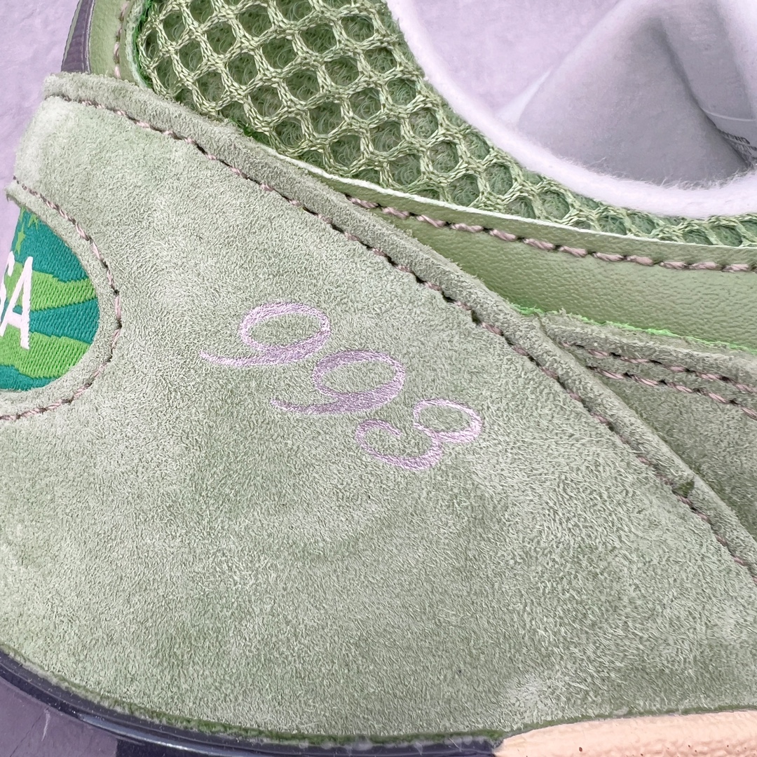 图片[11]-＃K版纯原 New Balance U993GW 新百伦NB993总统复古慢跑鞋 绿色 鞋身以网眼鞋面结合同色系优质麂皮革构成，鞋舌处点缀 New Balance Made In USA 同色系刺绣标识，彰显鞋款身份。鞋侧点缀银色 \\\”993\\\” 字样，丰富鞋身设计的同时，构建时尚外观。鞋款搭载 ABZORB 缓震系统，通过缓冲和抗压性的结合来吸收冲击力，舒适功能升级。同时搭配泛黄做旧中底，打造丰富层次感，缔造出色复古韵味。尺码：36 37 37.5 38 38.5 39 40 40.5 41.5 42 42.5 43 44 44.5 45-选品中心