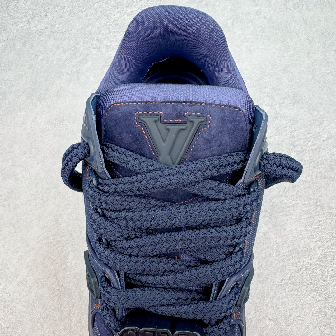 图片[5]-💰500 ＃GD广顶 Louis Vuitton Trainer Maxi路易威登时装走秀运动时尚板鞋 小胖丁面包鞋 外贸零售特供批次 2023全新纸板数据 印花高频效果碾压市面 市售天花板产物 耗时半年巨作 全套原厂新版原纸板楦头开发 原厂特供皮料加持 市场所有版本中综合最强的货品 GD实力大厂出品 全网最全配色更新最快 最成熟的做工稳定的品控 完美鞋型超高的清洁度 零毛边线头瑕疵 全套原楦原纸版原鞋开模 全网最具灵魂的版型 正确原装黄色鞋盒 正确中底印花 鞋面印花3D高频深度立体 全鞋电脑针车 紧密相连 针距密度一致 环保乳胶注塑鞋垫 厚度脚感还原原版 皮面裁剪部位 统一油边封口工艺 原装橡胶大底含胶量大底组合零偏差 专柜全套包装 防尘袋 说明书 质保卡 男女鞋 尺码：35 36 37 38 39 40 41 42 43 44 45 编码：by5936070-运动鞋