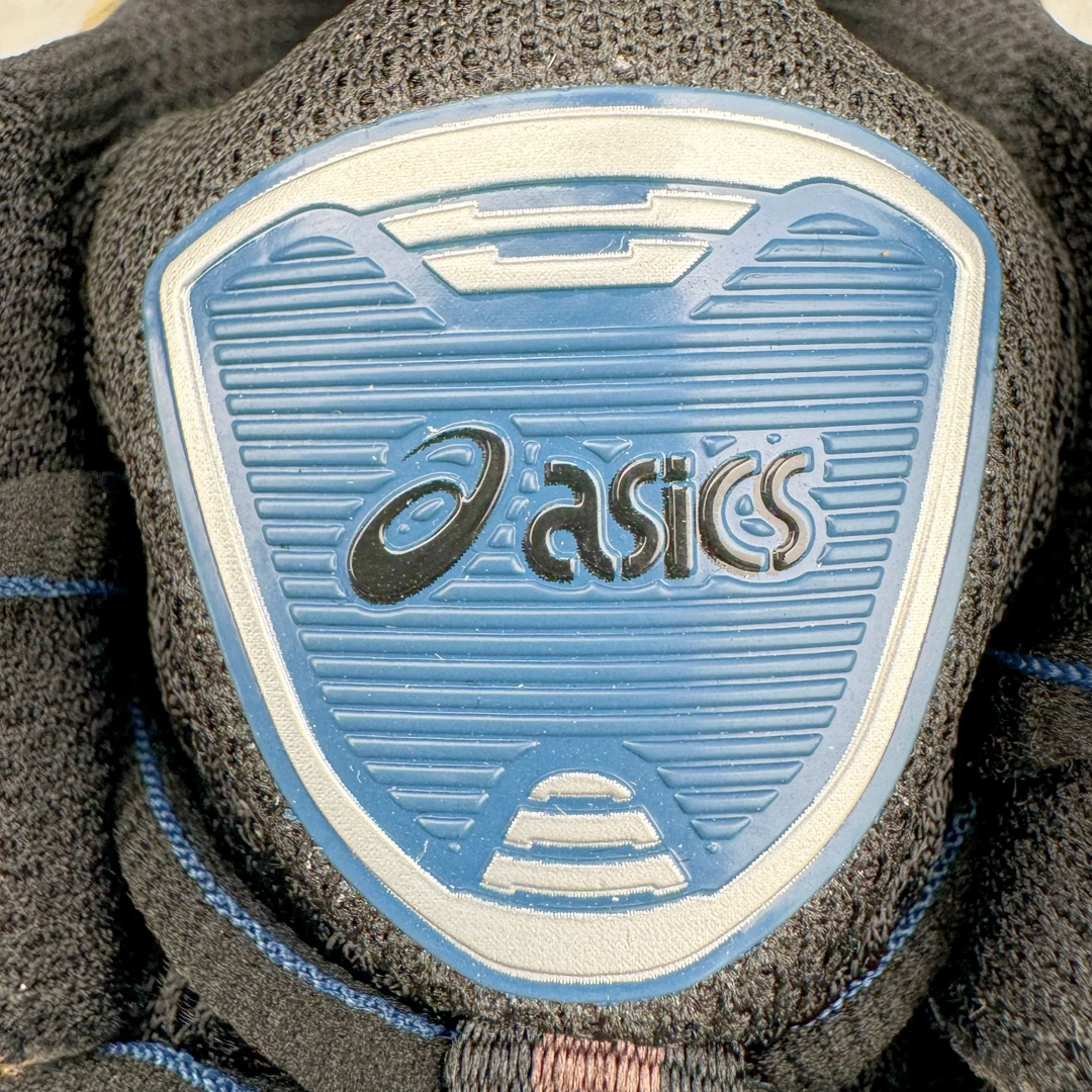 图片[15]-＃HK纯原 ASICS Gel-Quantum Kinetic 亚瑟士量子动能系列轻量全掌硅胶缓震休闲运动跑步鞋 ASICS以其独特匠心与科技魅力持续在运动鞋领域掀起新风尚今春二月GEL-Quantum Kinetic系列再度破茧而出携两款全新配色震撼回归倾力演绎运动潮流的无限可能 凝聚了卓越的科技创新与深厚的设计底蕴搭载先进的GEL缓震科技将每一次冲击力转化为平稳推进的动力为你提供前所未有的舒适体验与卓越的缓震保护性能 巧妙融合时尚元素与运动美学无论在街头还是赛道诠释不同情感与态度彰显独一无二的时尚运动风格尺码：36 37 37.5 38 39 39.5 40 40.5 41.5 42 42.5 43.5 44 44.5 45-选品中心