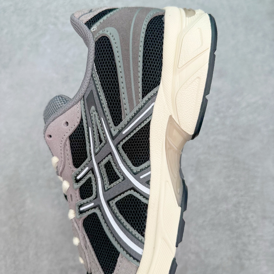 图片[7]-Asics Gel-1130 亚瑟士系列低帮复古休闲运动慢跑鞋 整双鞋在鞋面部分选用网眼布与皮革相互连接，在鞋面银色金属质感的线条中，ASICS 品牌标志性的虎爪 Logo 出现在鞋身侧面，既展现出复古美感，又加深了整双鞋的层次感。搭载着 Ortholite 鞋垫，之后再辅以 GEL 缓震胶中底和耐磨大底，在提升上脚舒适性的同时，在缓震脚感以及耐磨抓地力方面也能满足日常运动需求。尺码：36 37 37.5 38 39.5 40 40.5 41.5 42 42.5 43.5 44 45-选品中心