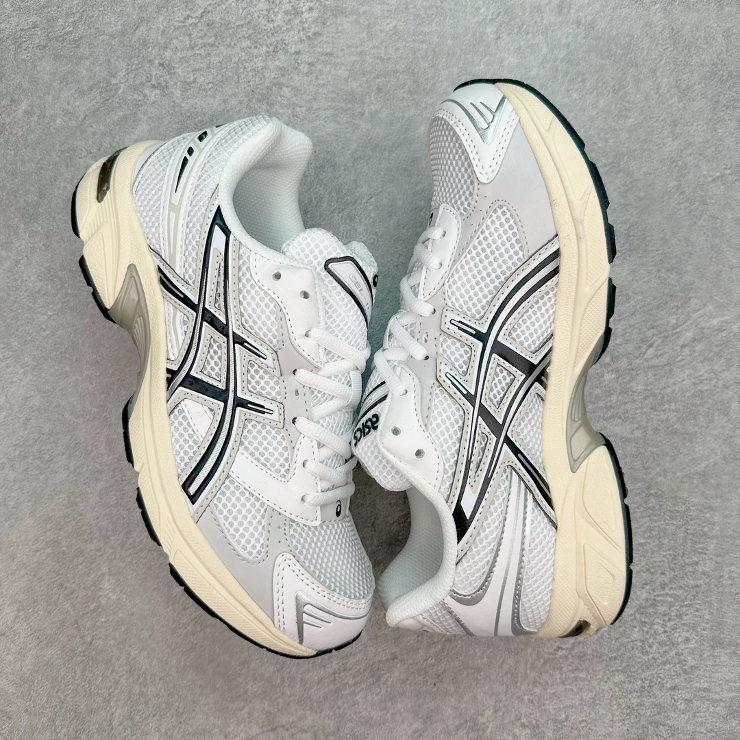 图片[3]-💰160 Asics Gel-1130 亚瑟士系列低帮复古休闲运动慢跑鞋 整双鞋在鞋面部分选用网眼布与皮革相互连接，在鞋面银色金属质感的线条中，ASICS 品牌标志性的虎爪 Logo 出现在鞋身侧面，既展现出复古美感，又加深了整双鞋的层次感。搭载着 Ortholite 鞋垫，之后再辅以 GEL 缓震胶中底和耐磨大底，在提升上脚舒适性的同时，在缓震脚感以及耐磨抓地力方面也能满足日常运动需求。尺码：36 37 37.5 38 39.5 40 40.5 41.5 42 42.5 43.5 44 45 编码：Bby2936030-运动鞋