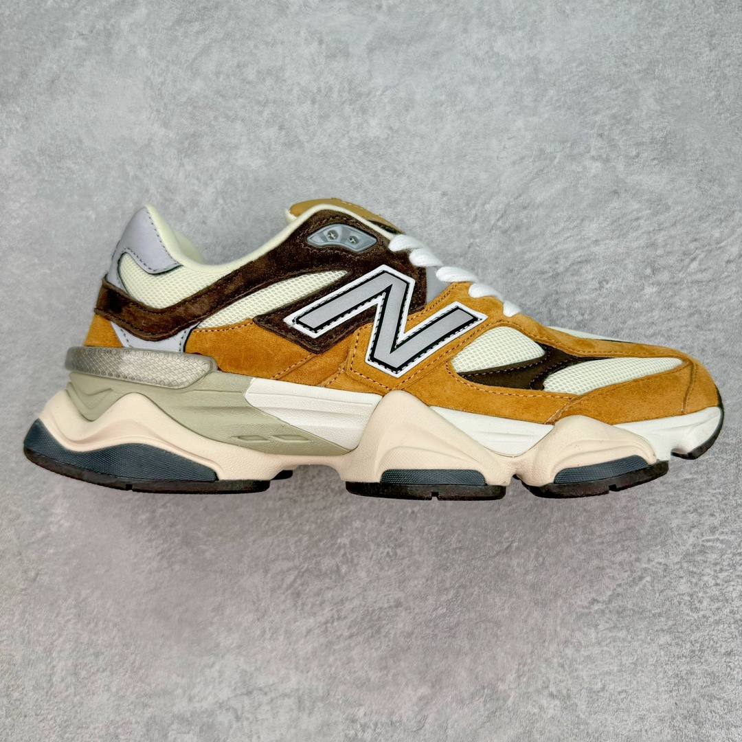 💰160 ＃福利特价‼New Balance NB9060系列 新百伦绒面革网布经典百搭防滑耐磨透气低帮生活休闲鞋 新百伦又带来了新鞋型 鞋身主体采用了类似 990 系列的设计风格 与传统复古慢跑鞋区别不大 最大的变化就是鞋底部分 在传统设计的中底外层 增加了多个分区的模块 圆润的线条设计与我们熟悉的 New Balance 风格截然不同 但与同样充满弧形线条的鞋面搭配 看起来毫无违和感 尺码：36-45 编码：Qby2936030-运动鞋