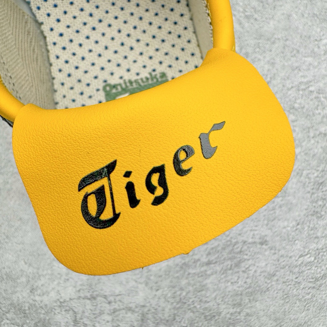 图片[10]-＃HK纯原 Asics Onitsuka Tiger MEXICO 66 亚瑟士鬼冢虎复古经典板鞋 市场最强版本 头层小羊皮加持 海外订单工厂出品 超成熟稳定的做工品控 原装全套纸板楦头开发 原汁原味 完美呈现版型 私模正确鞋底咬花纹路 一比一鞋头弧度高度鞋身弧度 绝不口嗨 细节品控鞋型随意秒杀市面 原档咬花纹路私模大底 一个单元有六个三角形 总体形拼接呈现花瓣状 官方四联吊牌 原装Ortholite轻量化鞋垫 原盒原配 质保卡 说明书 钢印防尘纸 纸板中底带钢印 乳胶组合鞋垫 支持全方位的对比专柜 产品从款式颜色造型上体现出追求舒适和细节的完美 鞋类更是推崇手工制作的严谨与完美 融舒适性与可穿性的设计风格 注重细节的完美和别致魅力 既保持稳重 又不失轻松的时尚感 尺码：36 37 37.5 38 39 39.5 40 40.5 41.5 42 42.5 43.5 44 45 46-选品中心