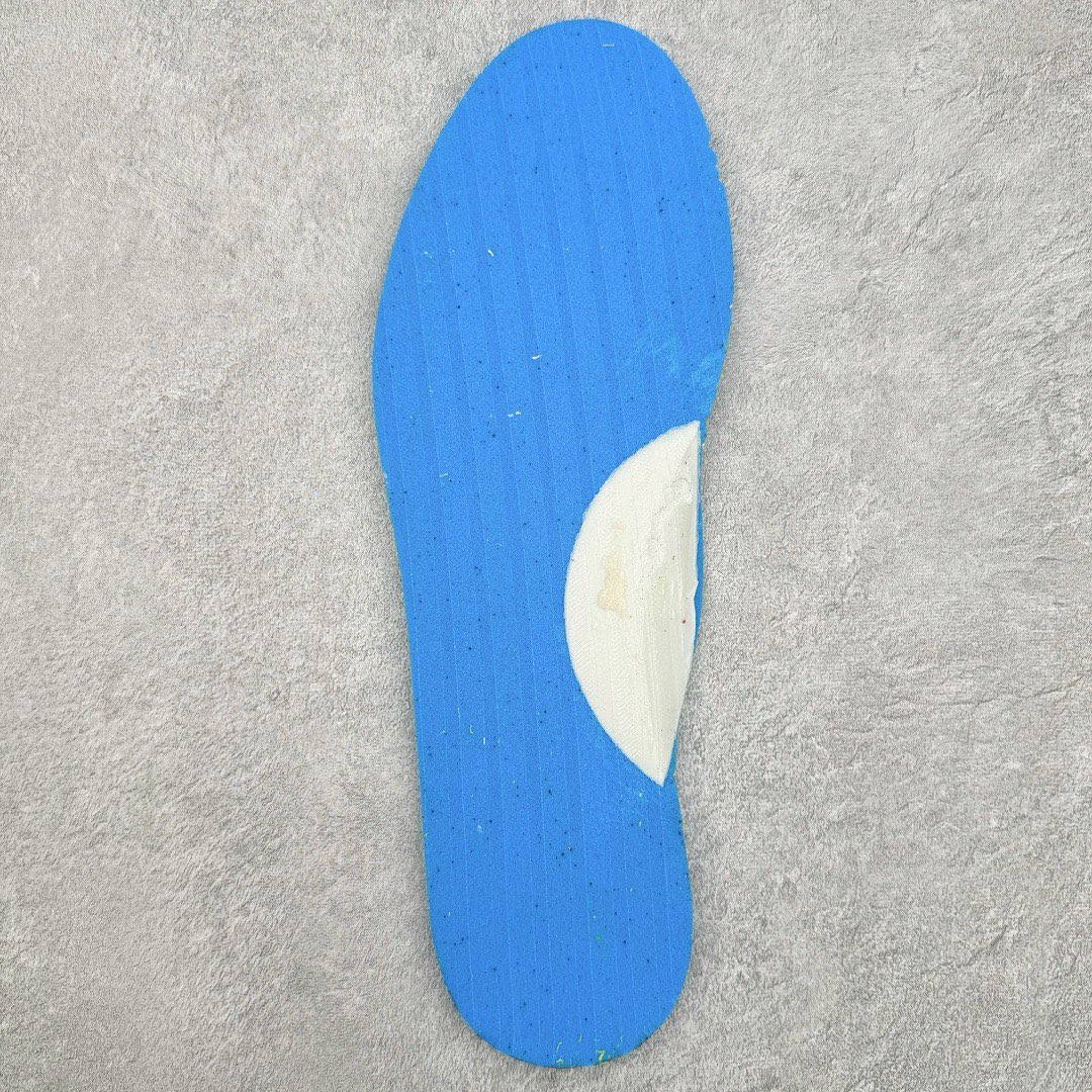 图片[18]-＃HK纯原 Asics Onitsuka Tiger MEXICO 66 亚瑟士鬼冢虎复古经典板鞋 市场最强版本 头层小羊皮加持 海外订单工厂出品 超成熟稳定的做工品控 原装全套纸板楦头开发 原汁原味 完美呈现版型 私模正确鞋底咬花纹路 一比一鞋头弧度高度鞋身弧度 绝不口嗨 细节品控鞋型随意秒杀市面 原档咬花纹路私模大底 一个单元有六个三角形 总体形拼接呈现花瓣状 官方四联吊牌 原装Ortholite轻量化鞋垫 原盒原配 质保卡 说明书 钢印防尘纸 纸板中底带钢印 乳胶组合鞋垫 支持全方位的对比专柜 产品从款式颜色造型上体现出追求舒适和细节的完美 鞋类更是推崇手工制作的严谨与完美 融舒适性与可穿性的设计风格 注重细节的完美和别致魅力 既保持稳重 又不失轻松的时尚感 尺码：36 37 37.5 38 39 39.5 40 40.5 41.5 42 42.5 43.5 44 45 46-选品中心