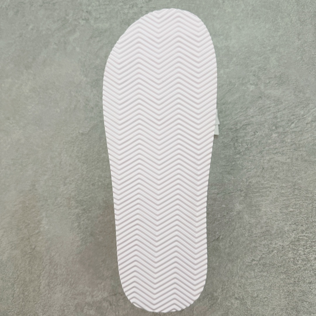 图片[9]-＃纯原 AD Gazelle Beach Slide\\\”Core Black/White\\\”羚羊海滩系列经典沙滩百搭休闲运动拖鞋“黑白”JQ7421 采用环保牛巴磨砂革鞋面材质 双层组合轻量鞋床#耐磨EVA材质压模大底 尺码： 36-45-选品中心