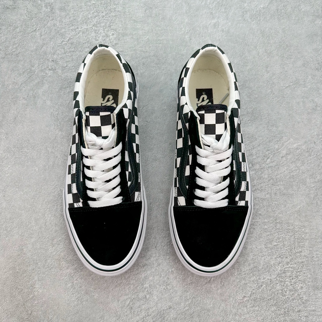 图片[2]-💰130 Vans Old Skool 黑白棋盘格 n范斯官方 新款升级 鞋舌满印棋盘格 舒适百搭 防滑减震 低帮休闲帆布滑板鞋 货号：VN000D56BZW 尺码：35 36 36.5 37 38 38.5 39 40 40.5 41 42 42.5 43 44 45 编码：by2936000-运动鞋