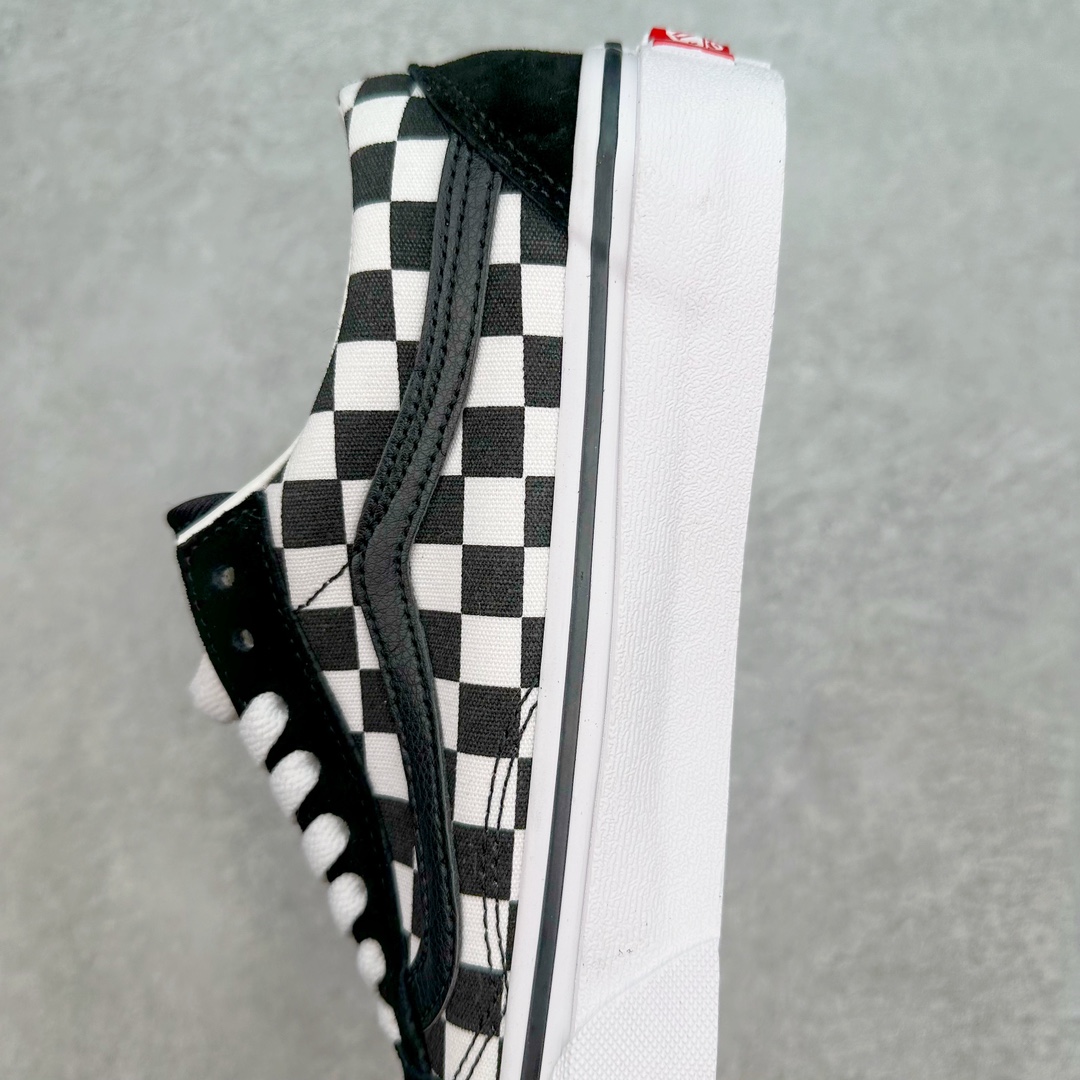 图片[7]-💰130 Vans Old Skool 黑白棋盘格 n范斯官方 新款升级 鞋舌满印棋盘格 舒适百搭 防滑减震 低帮休闲帆布滑板鞋 货号：VN000D56BZW 尺码：35 36 36.5 37 38 38.5 39 40 40.5 41 42 42.5 43 44 45 编码：by2936000-运动鞋