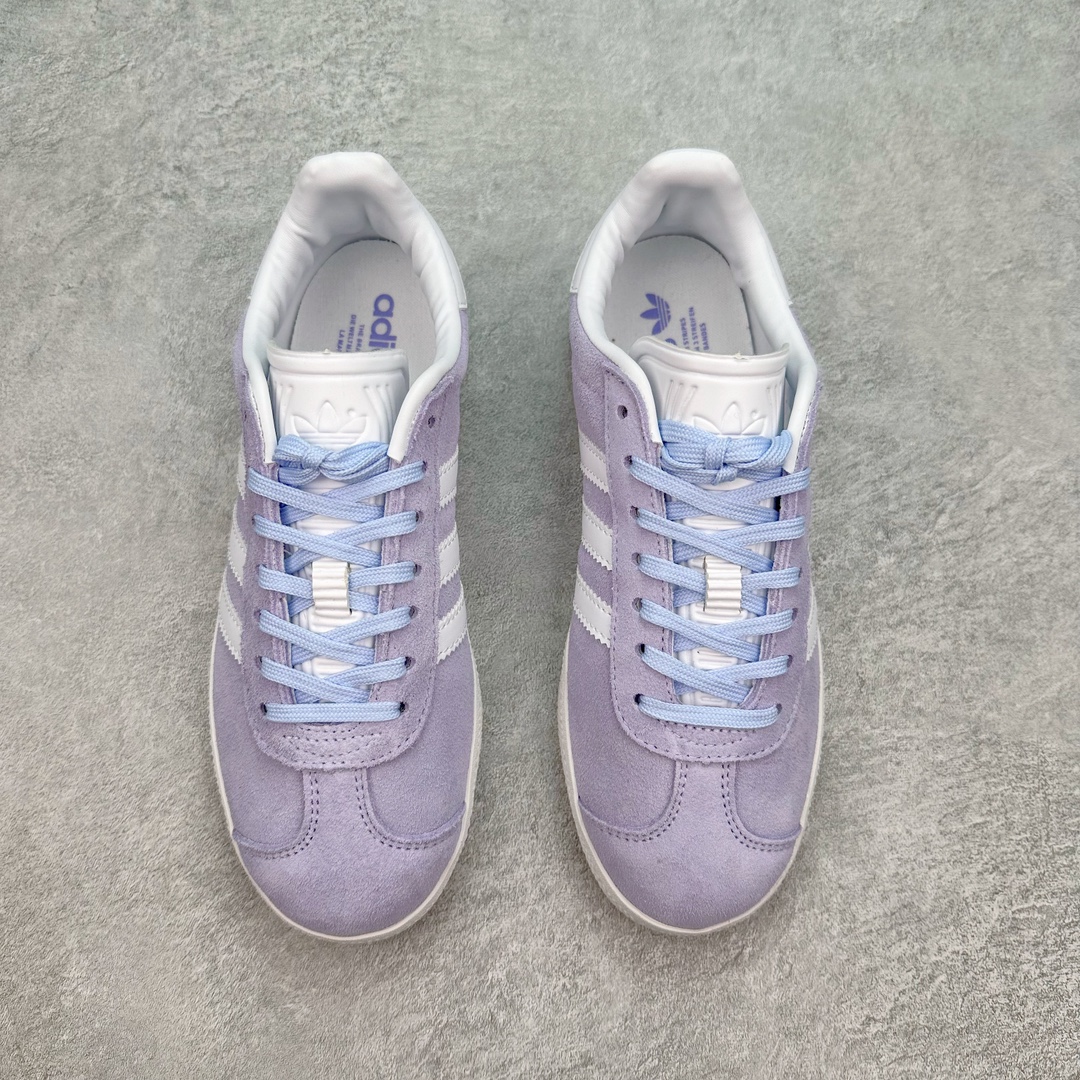 图片[2]-AD Gazelle Indoor Trainers 羚羊内训系列低帮复古百搭休闲运动德训风板鞋 IE0444 90年代经典的复刻版！自60年代以足球训练鞋面世以来,Gazelle就以其经典设计席卷全球。1991年版本的复刻,再造经典Gazelle。采用皮革打造,搭配浊色细节,让这款经典更加简约。尺码：36 36⅔ 37⅓ 38 38⅔ 39⅓ 40 40⅔ 41⅓ 42 42⅔ 43⅓ 44 45-选品中心