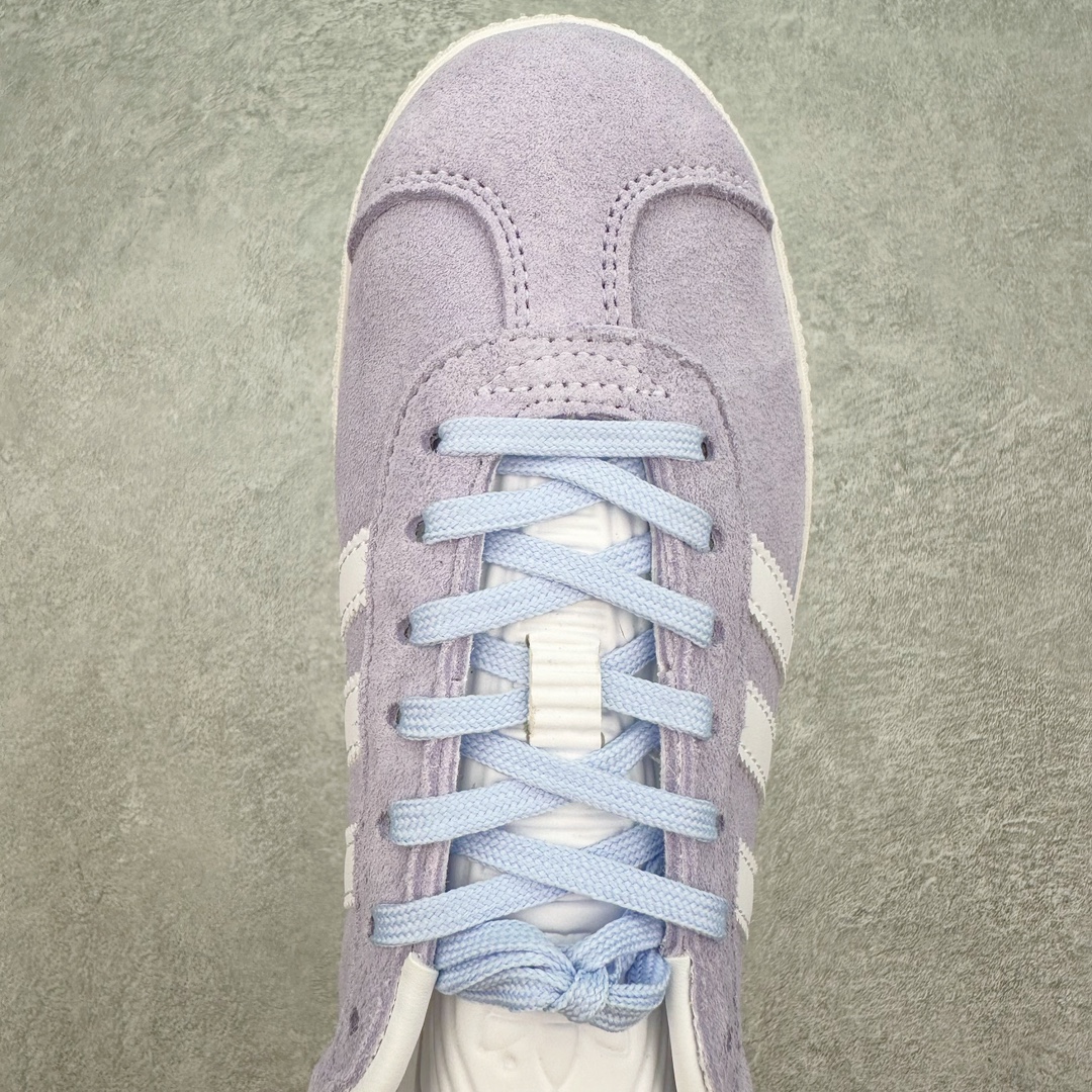 图片[4]-AD Gazelle Indoor Trainers 羚羊内训系列低帮复古百搭休闲运动德训风板鞋 IE0444 90年代经典的复刻版！自60年代以足球训练鞋面世以来,Gazelle就以其经典设计席卷全球。1991年版本的复刻,再造经典Gazelle。采用皮革打造,搭配浊色细节,让这款经典更加简约。尺码：36 36⅔ 37⅓ 38 38⅔ 39⅓ 40 40⅔ 41⅓ 42 42⅔ 43⅓ 44 45-选品中心