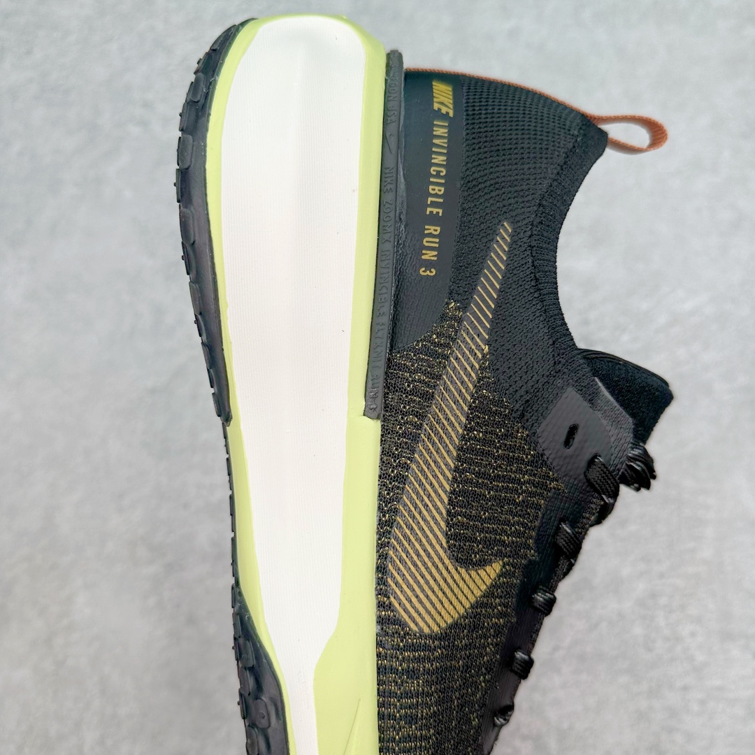 图片[6]-💰150 ＃福利特价‼NK ZoomX Invincible Run Flyknit FK3 不可战胜3代系列轻量飞织低帮休闲运动慢跑鞋 此鞋专为短跑运动员而生 是为 5 至 10 公里距离的赛事和训练打造 整体设计采用流线型的轻质工程网眼材质构成鞋面 并与其他 Running 旗舰鞋款同样搭载全脚掌 ZoomX 缓冲中底 搭配 Pebax 物料与橡胶外底 ZoomX StreakFly 首发配色以Prototype呈现 其灵感是来自开发期间的磨损测试 透过编号的标记与内侧的预期跑步距离突出研发过程 尺码：36 36.5 37.5 38 38.5 39 40 40.5 41 42 42.5 43 44 44.5 45 编码：Sby2936020-运动鞋